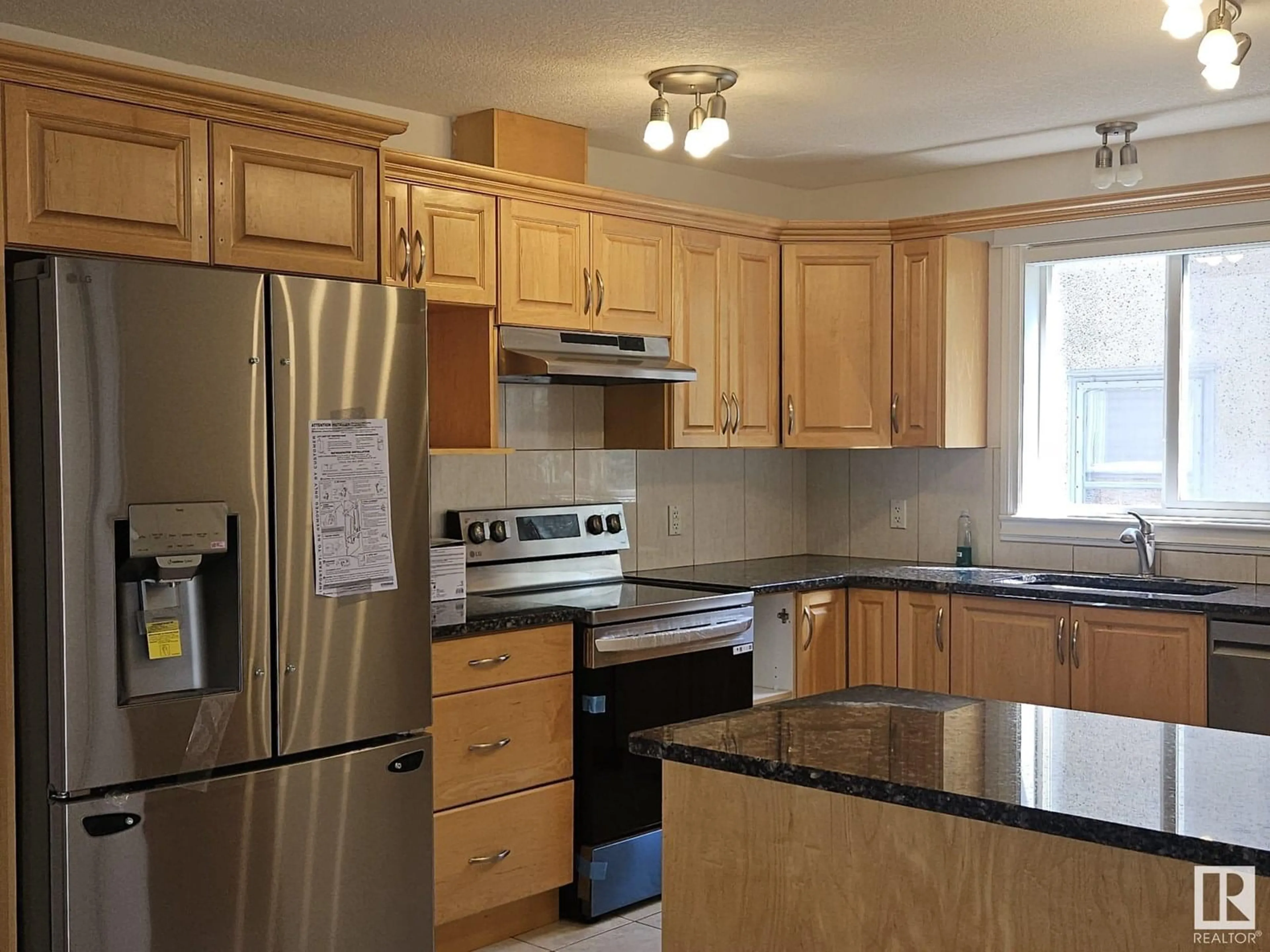 Standard kitchen, wood/laminate floor for 6511 109 ST, Edmonton Alberta T6H3B5