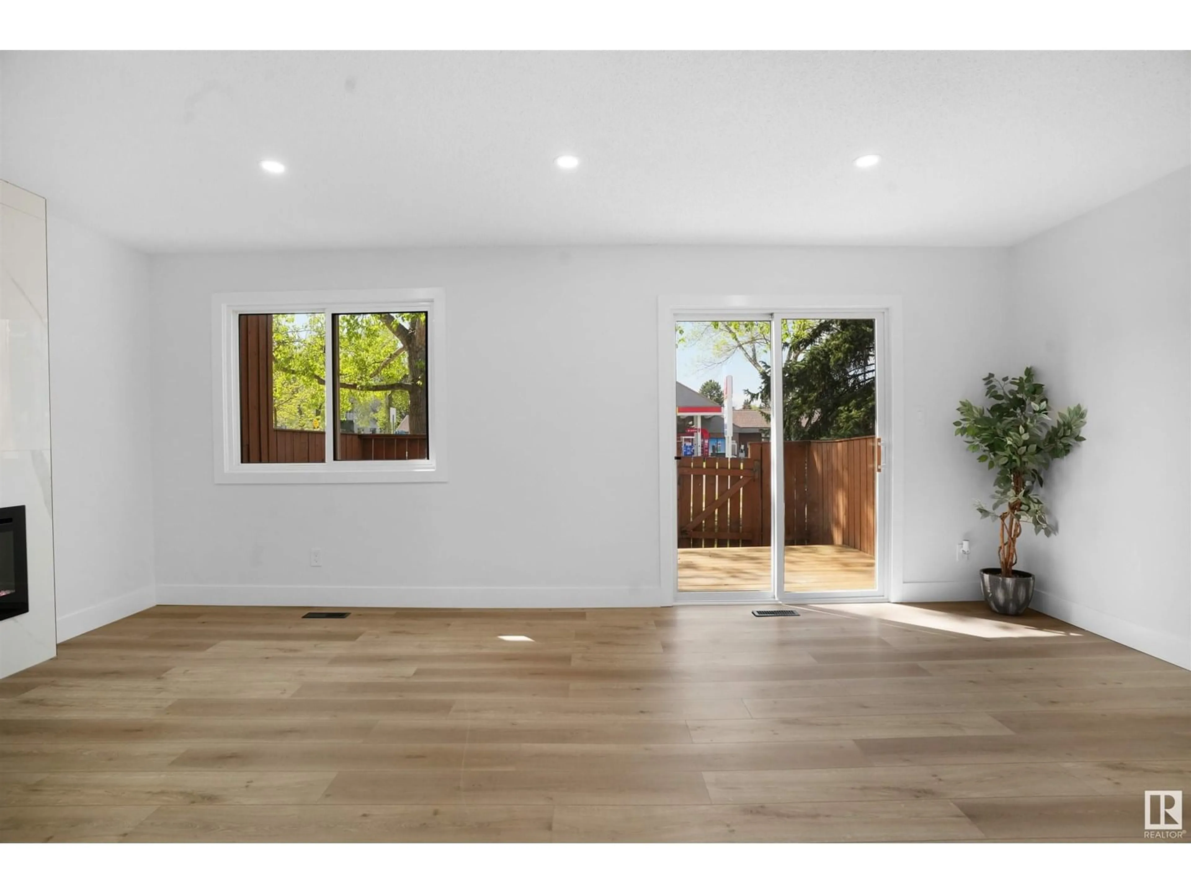 Unknown for NW - 6066 MILL WOODS S, Edmonton Alberta T6L1N5
