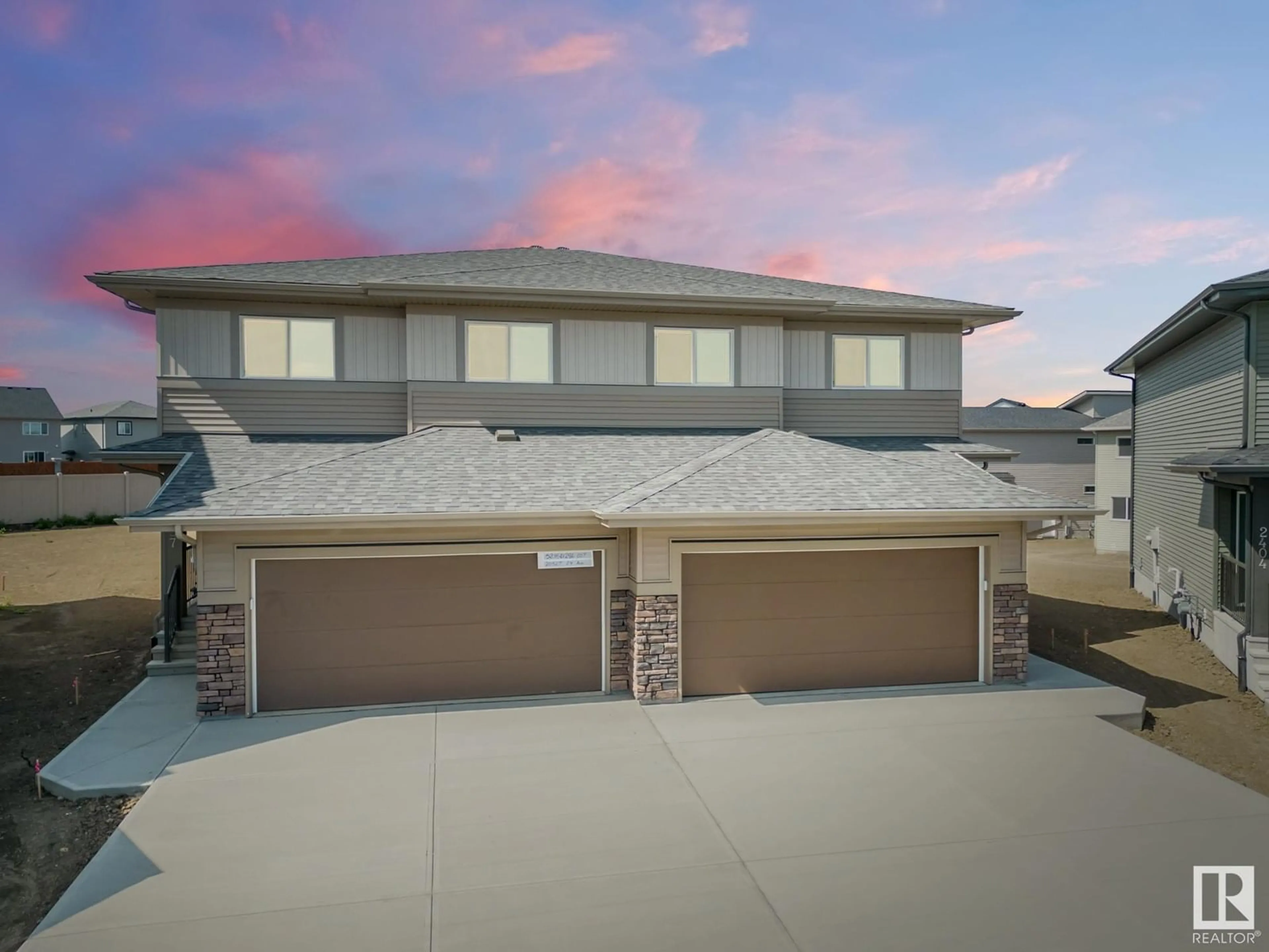 A pic from outside/outdoor area/front of a property/back of a property/a pic from drone, unknown for 20527 24 AV, Edmonton Alberta T6M1N6