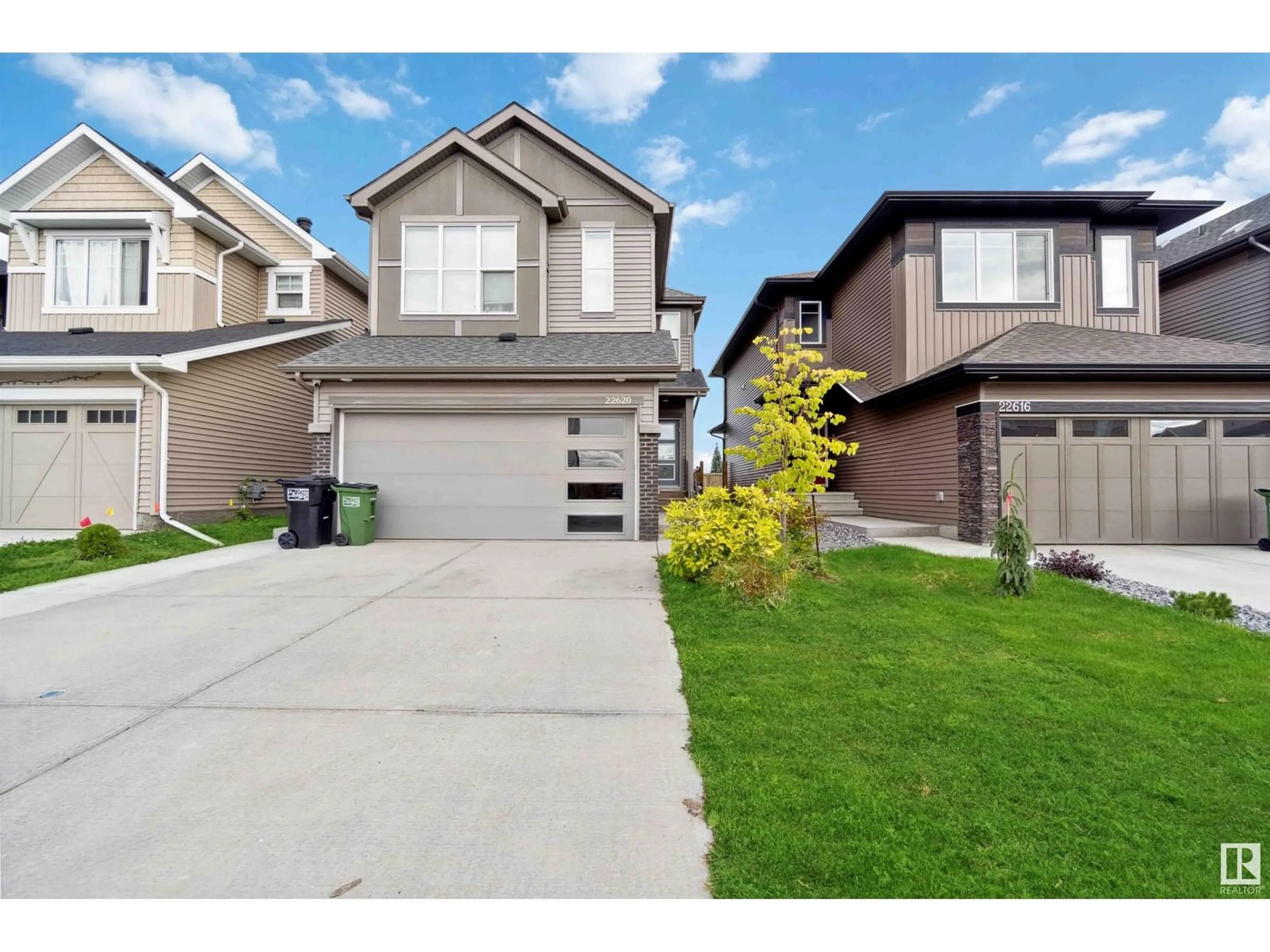 Unknown for 22620 96 AV NW, Edmonton Alberta T5T7K7