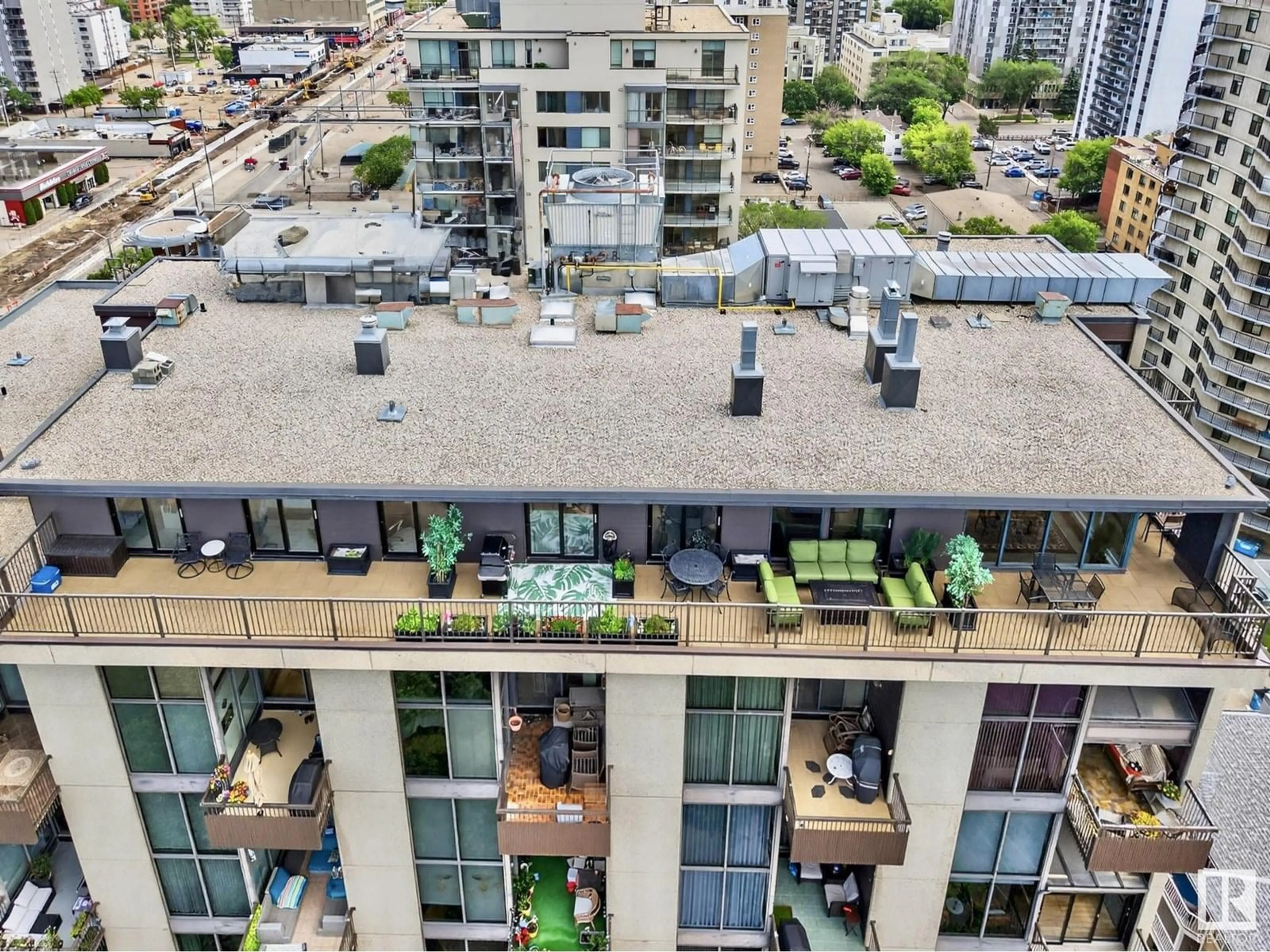 A pic from outside/outdoor area/front of a property/back of a property/a pic from drone, city buildings view from balcony for 1601 - 10045 118 ST, Edmonton Alberta T5K2K2
