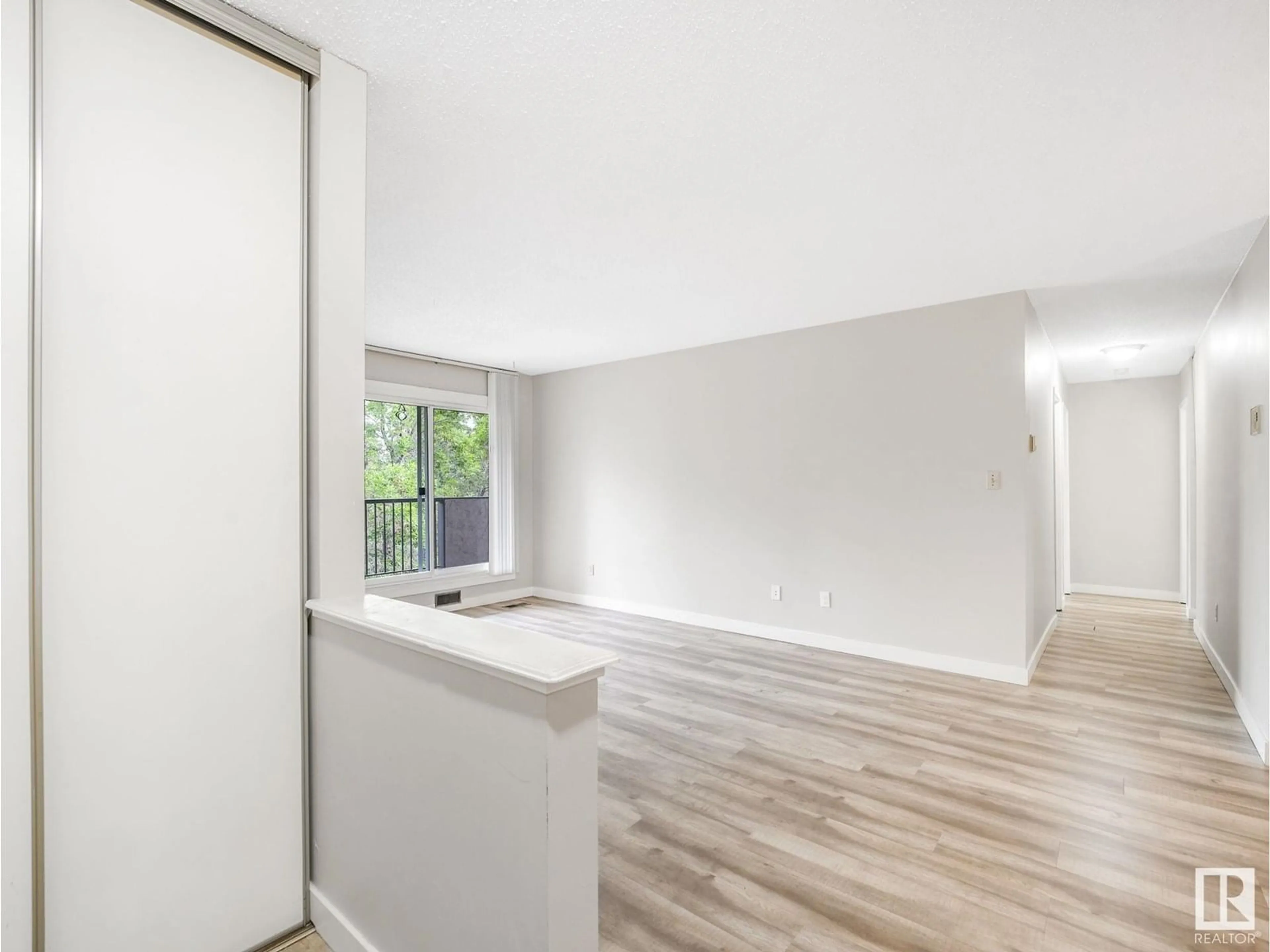 A pic of a room for 305 AKINS DR, St. Albert Alberta T8N2P4