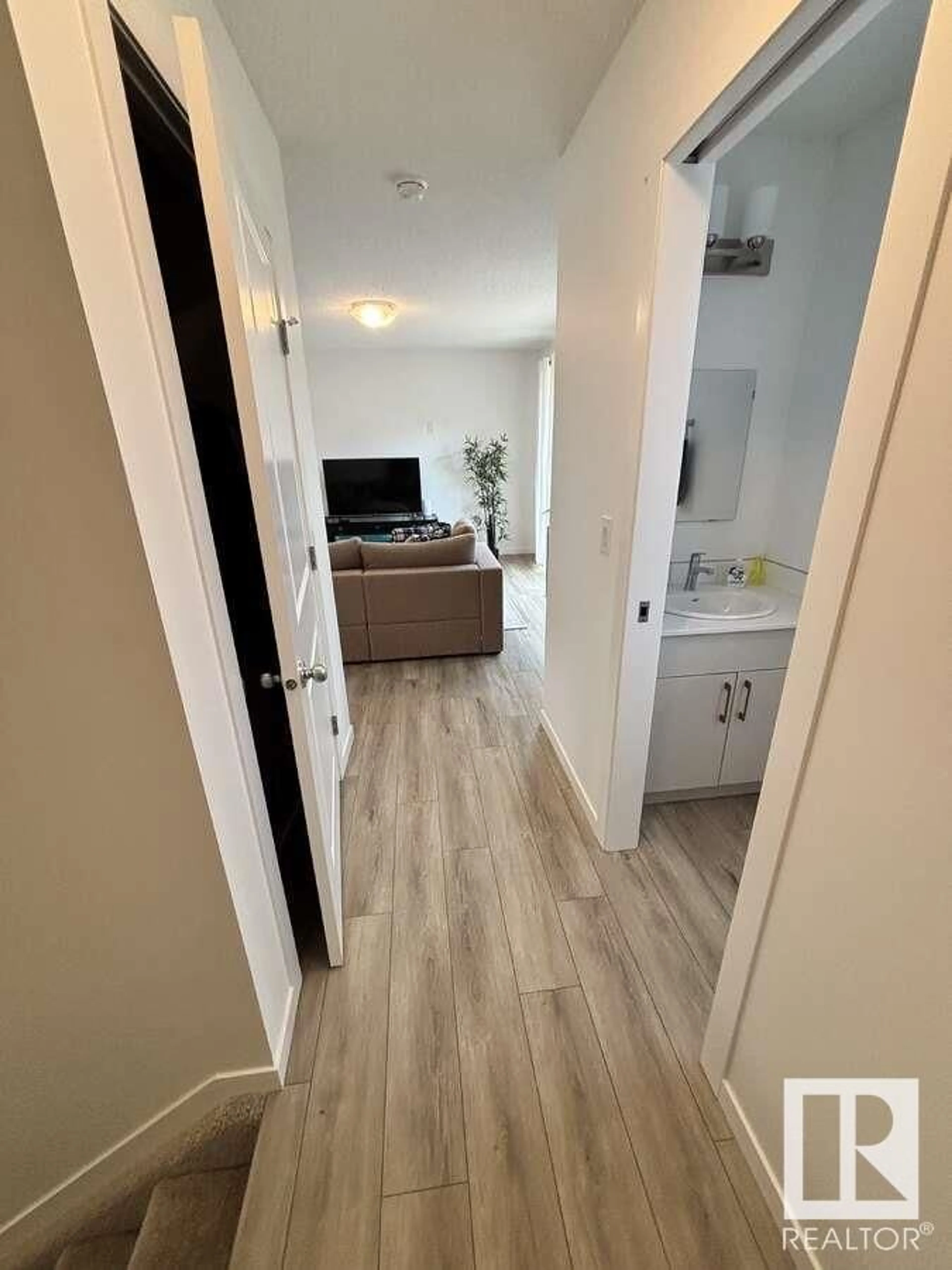 A pic of a room for #52 - 1025 SECORD PM NW, Edmonton Alberta T5T7V4