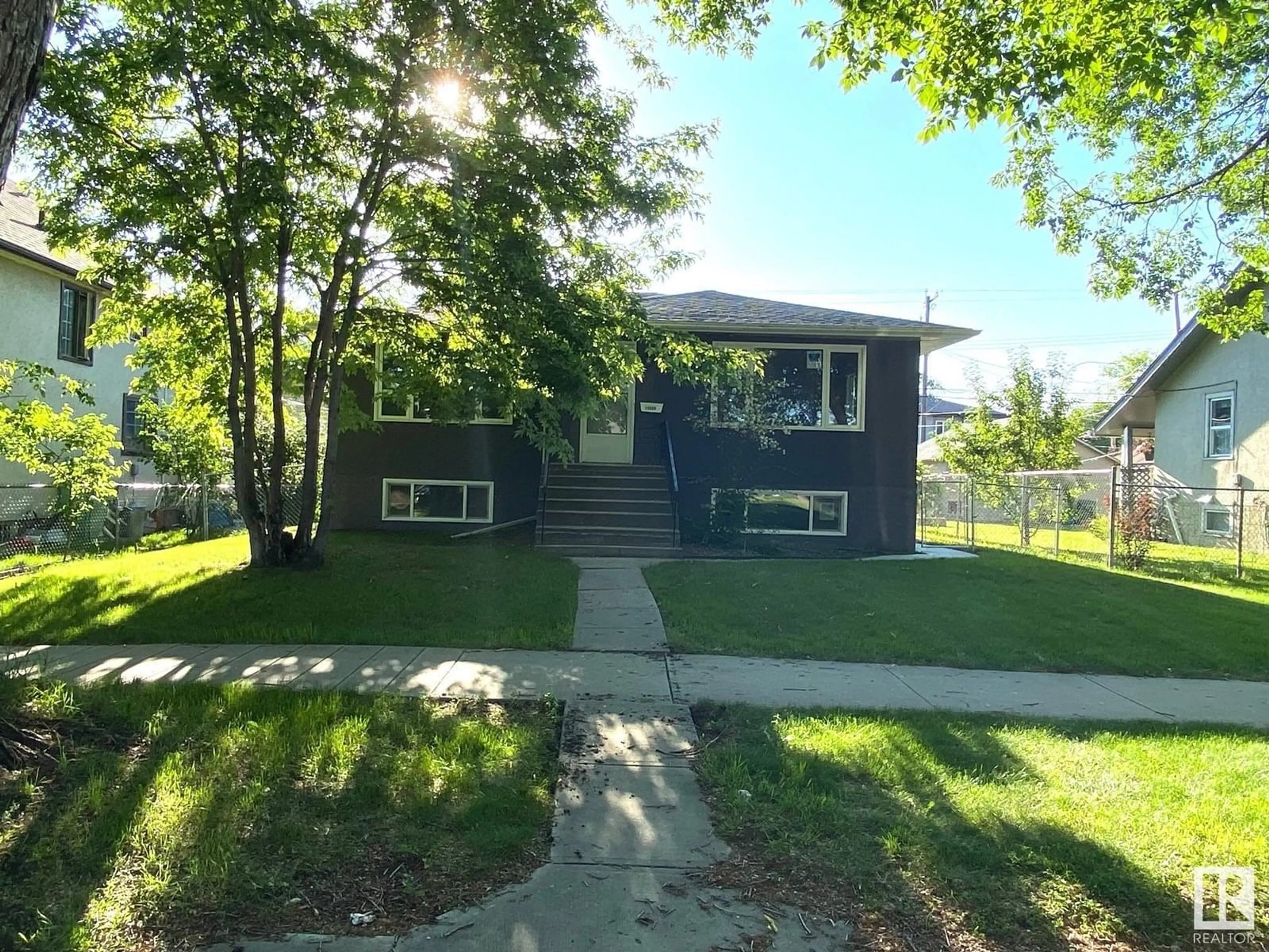 Unknown for NW - 11509 84 ST, Edmonton Alberta T5B3B6