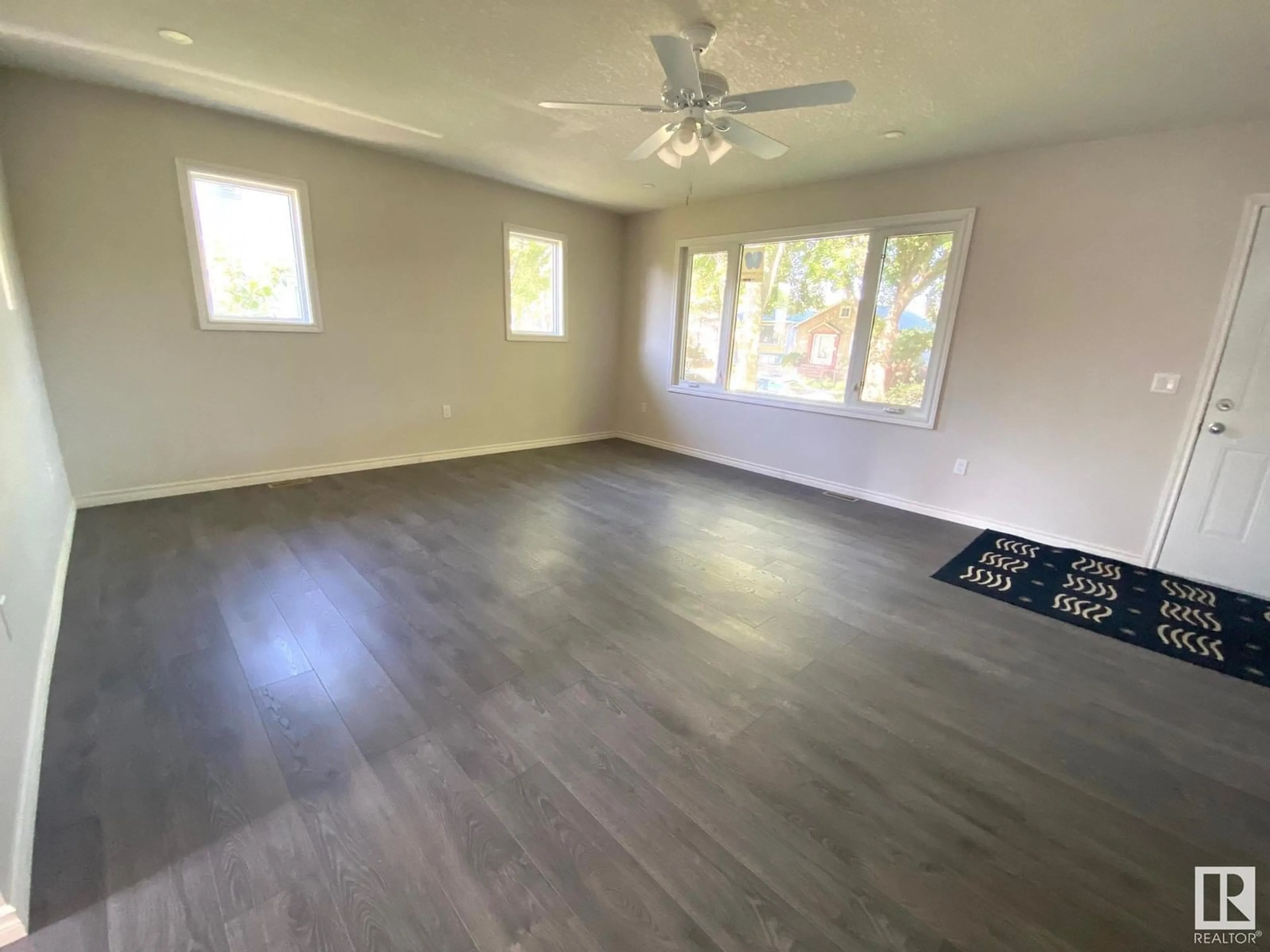 A pic of a room for NW - 11509 84 ST, Edmonton Alberta T5B3B6