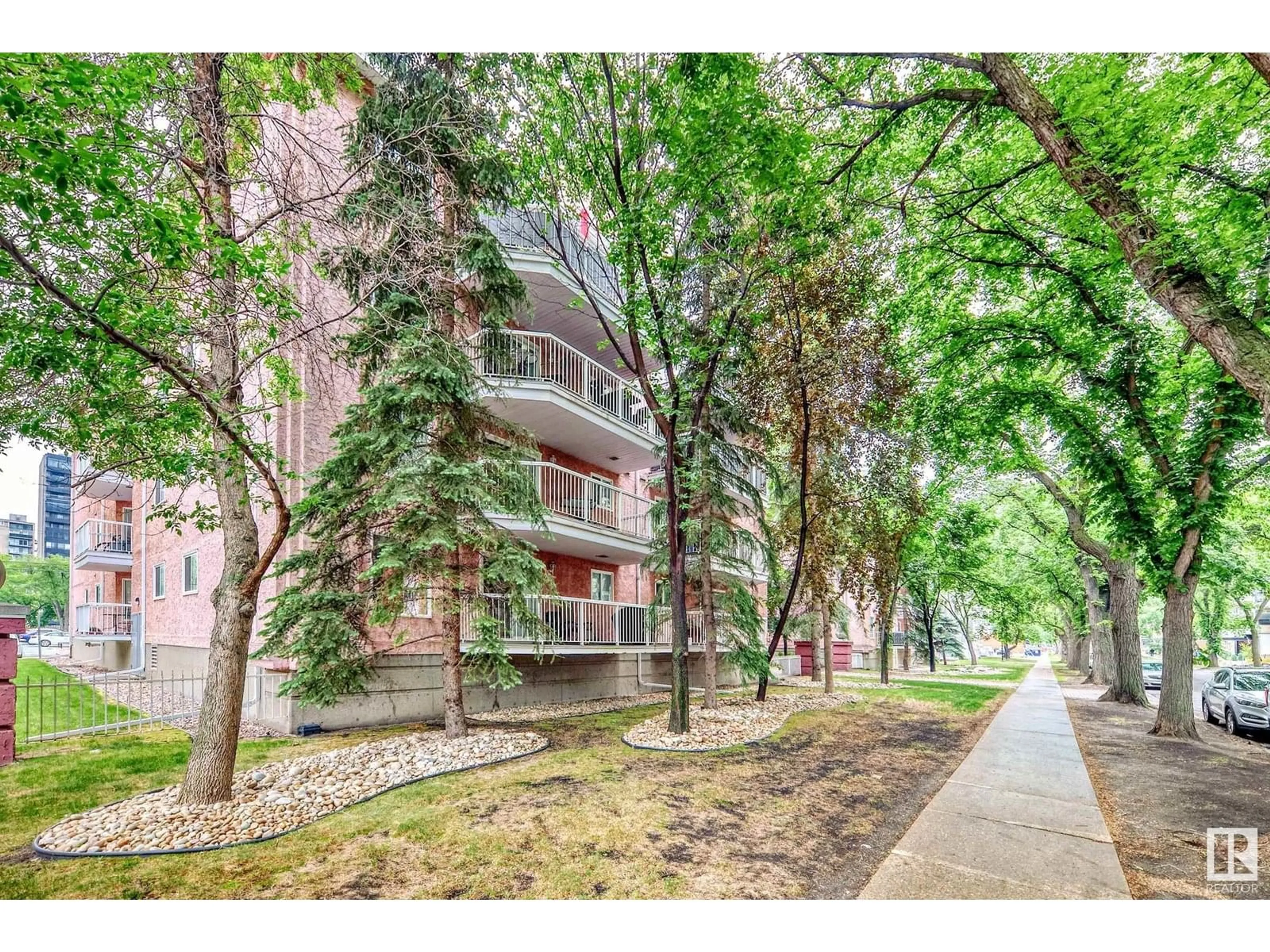 Patio, street for #308 - 10153 117 ST, Edmonton Alberta T5K1X5