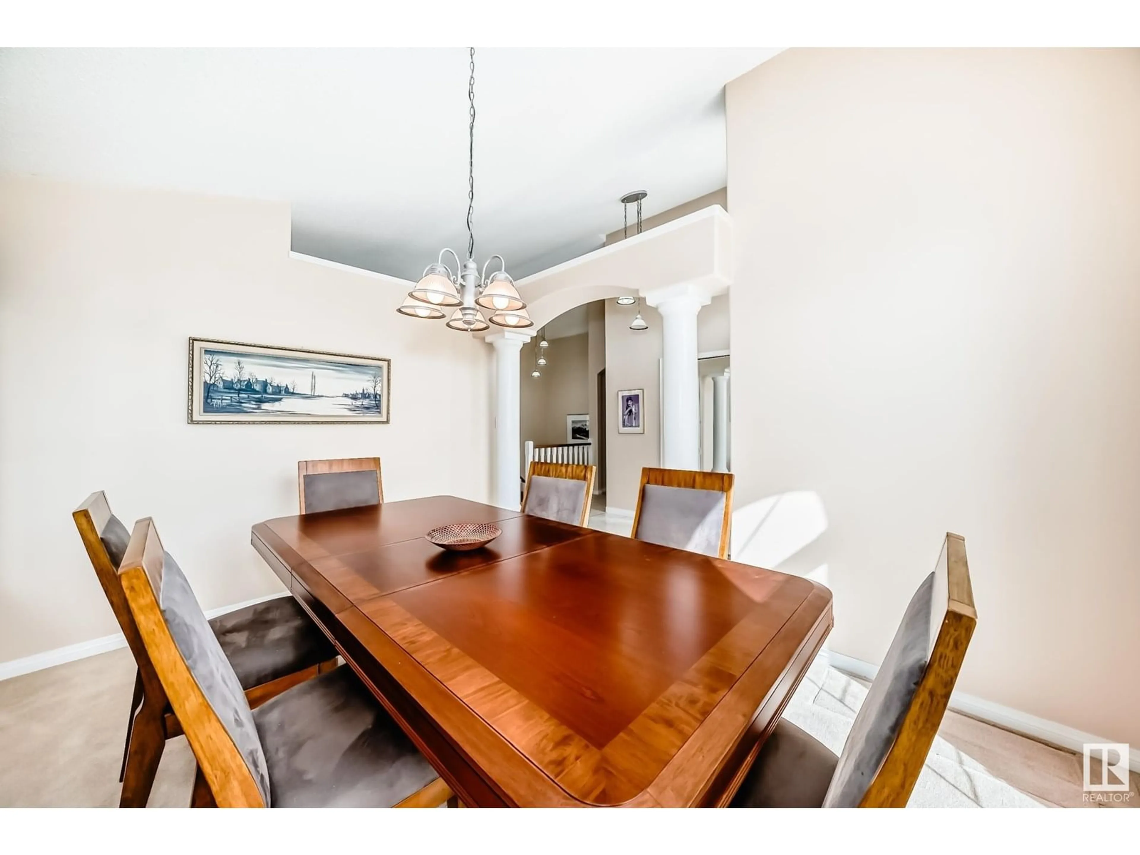Dining room, wood/laminate floor for 2014 HADDOW DR, Edmonton Alberta T6R2P2