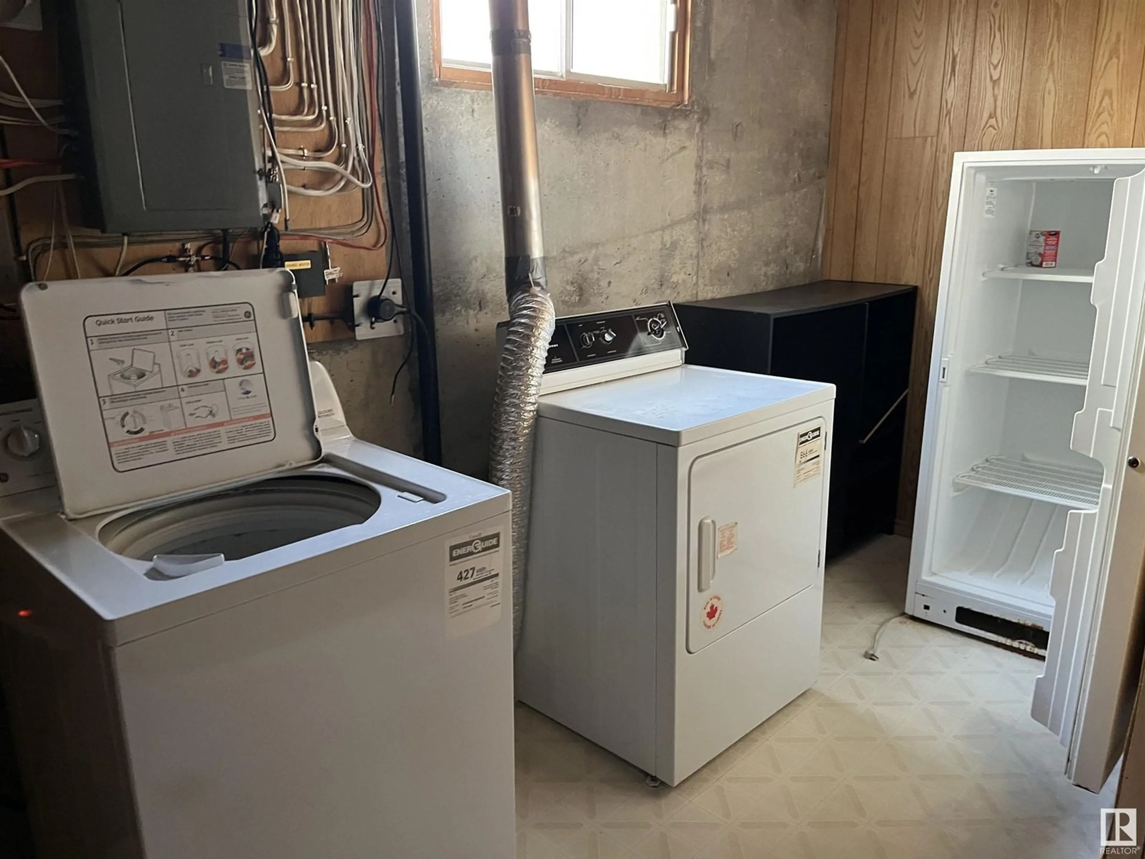 Laundry room for 5802 54 ST, Vegreville Alberta T9C1J5