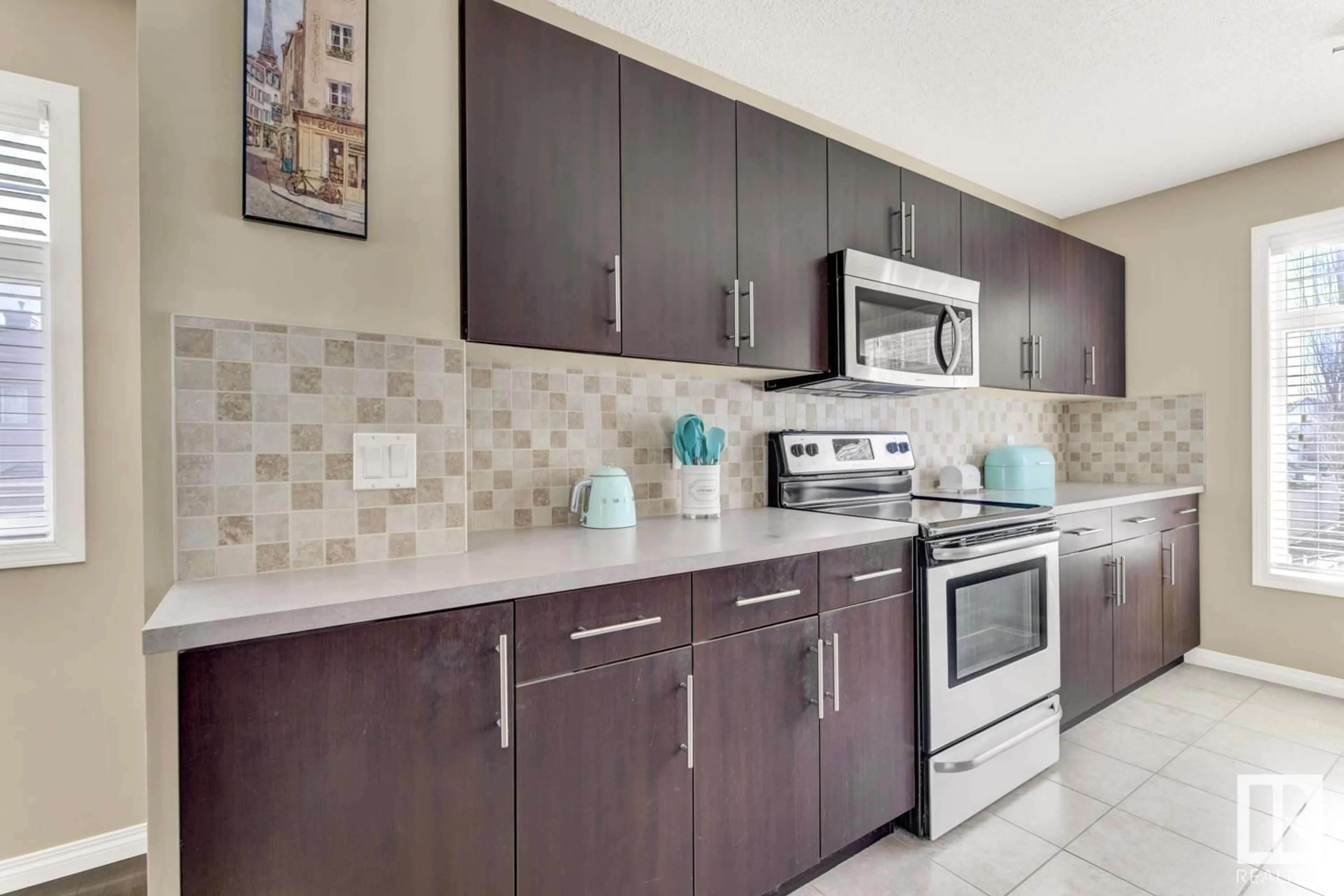 Standard kitchen, ceramic/tile floor for 13 - 465 HEMINGWAY RD, Edmonton Alberta T6M0J7