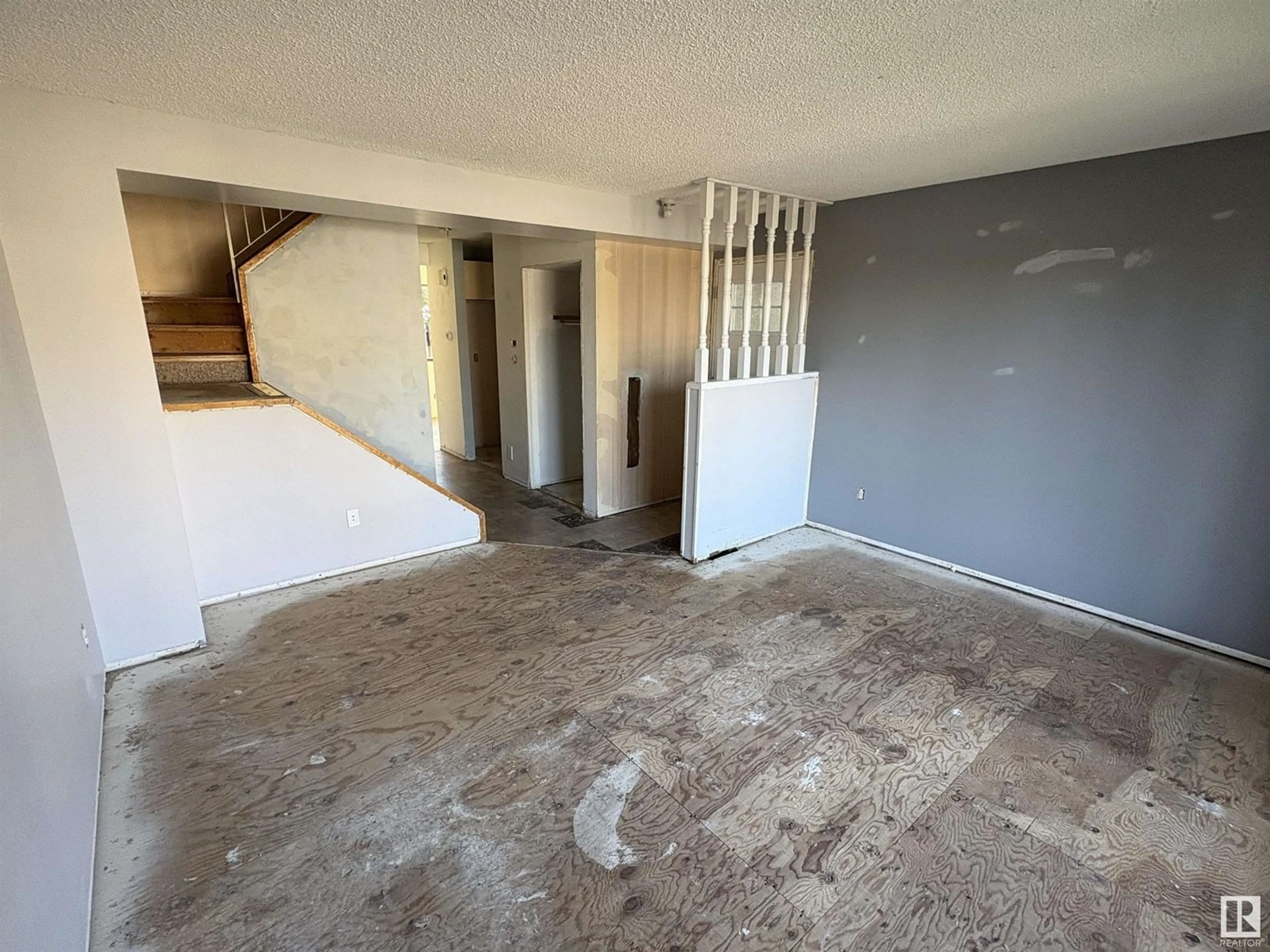 A pic of a room for 95 WELLINGTON CR, Spruce Grove Alberta T7X1K1