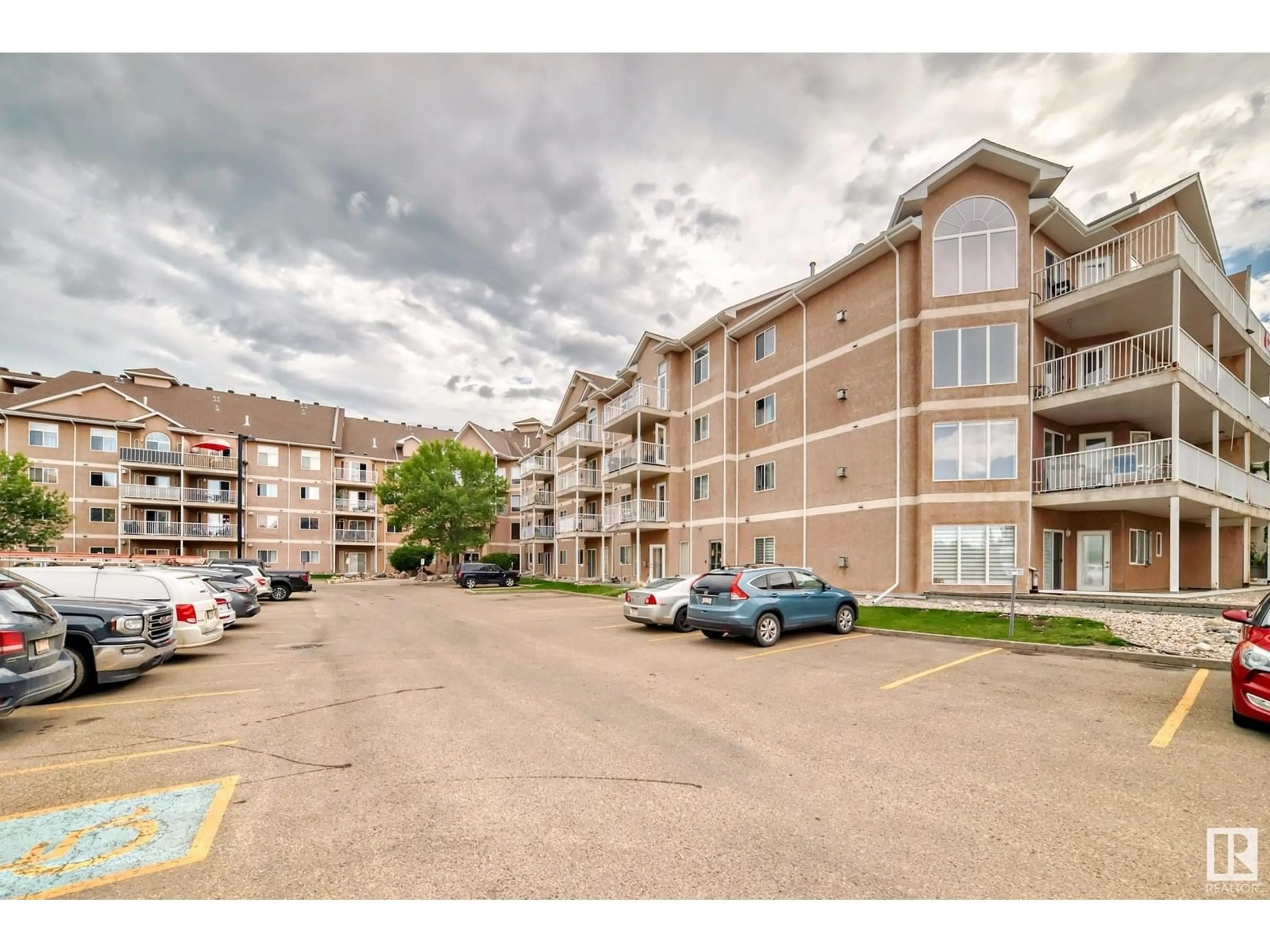 Unknown for #424 - 4312 139 AV, Edmonton Alberta T5Y3J4