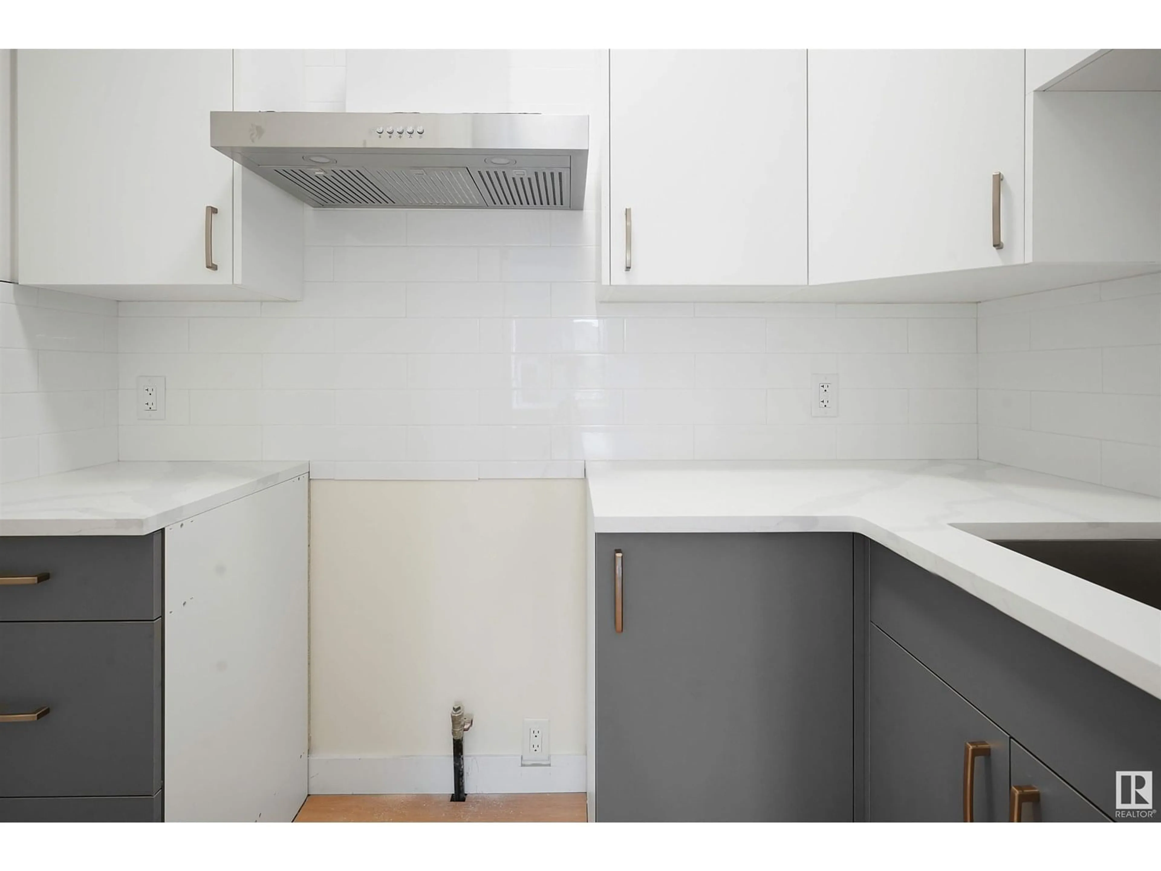 Standard kitchen, unknown for 3275 CHERNOWSKI WAY, Edmonton Alberta T6W5H2