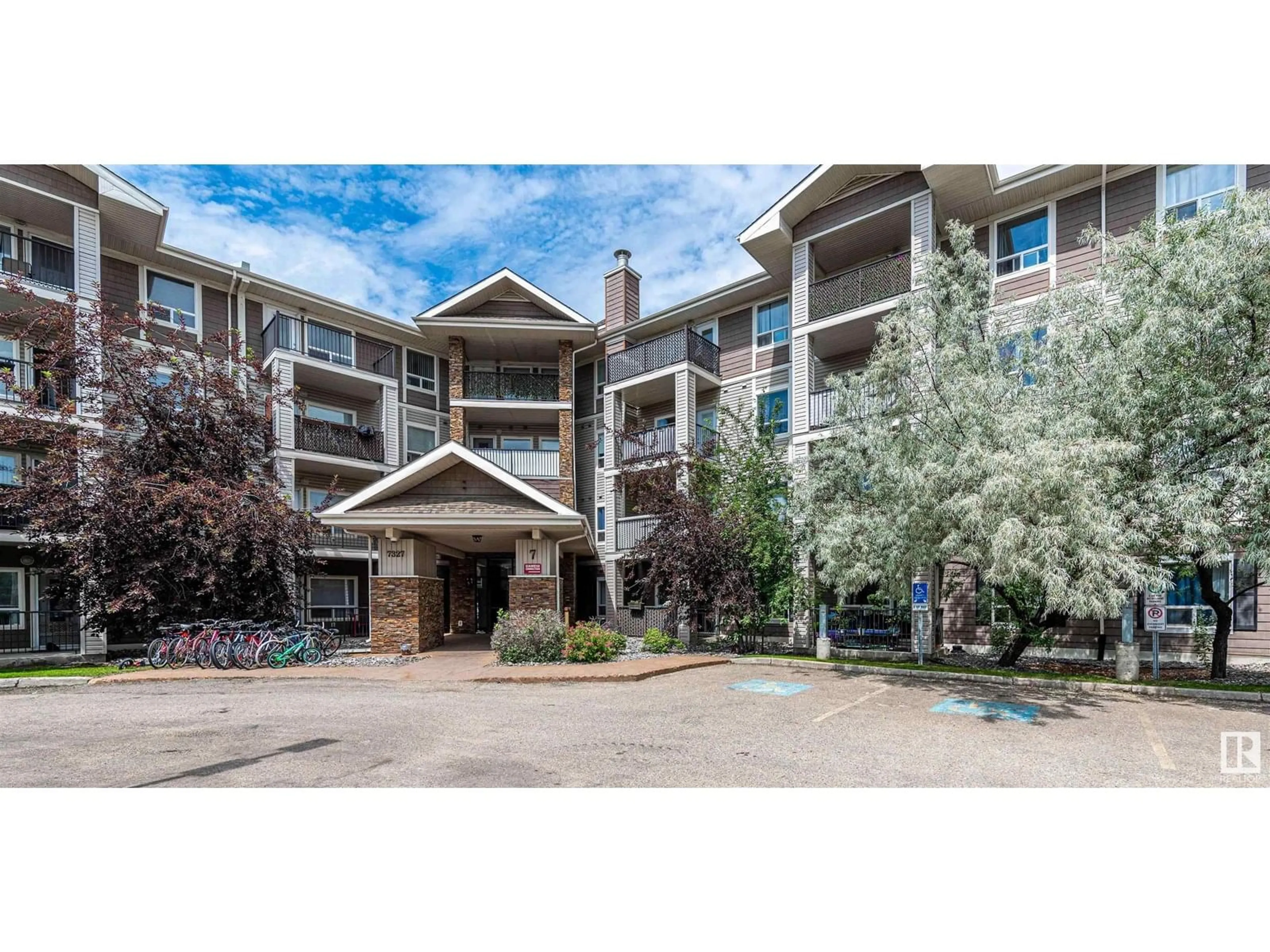 Unknown for 7327 - 7224 SOUTH TERWILLEGAR DR, Edmonton Alberta T6R0L8