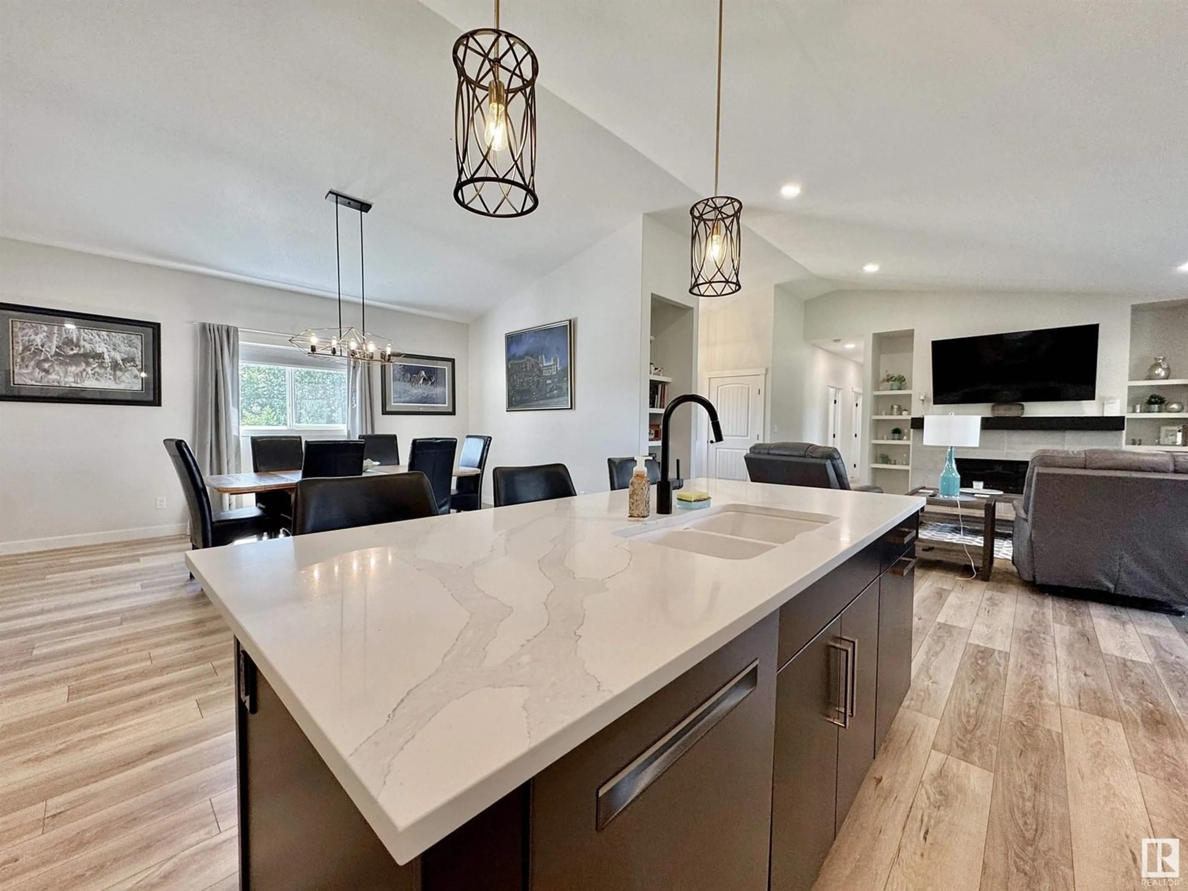 Open concept kitchen, unknown for 50072 - 197 RANGE ROAD 205, Rural Camrose County Alberta T0B2M1