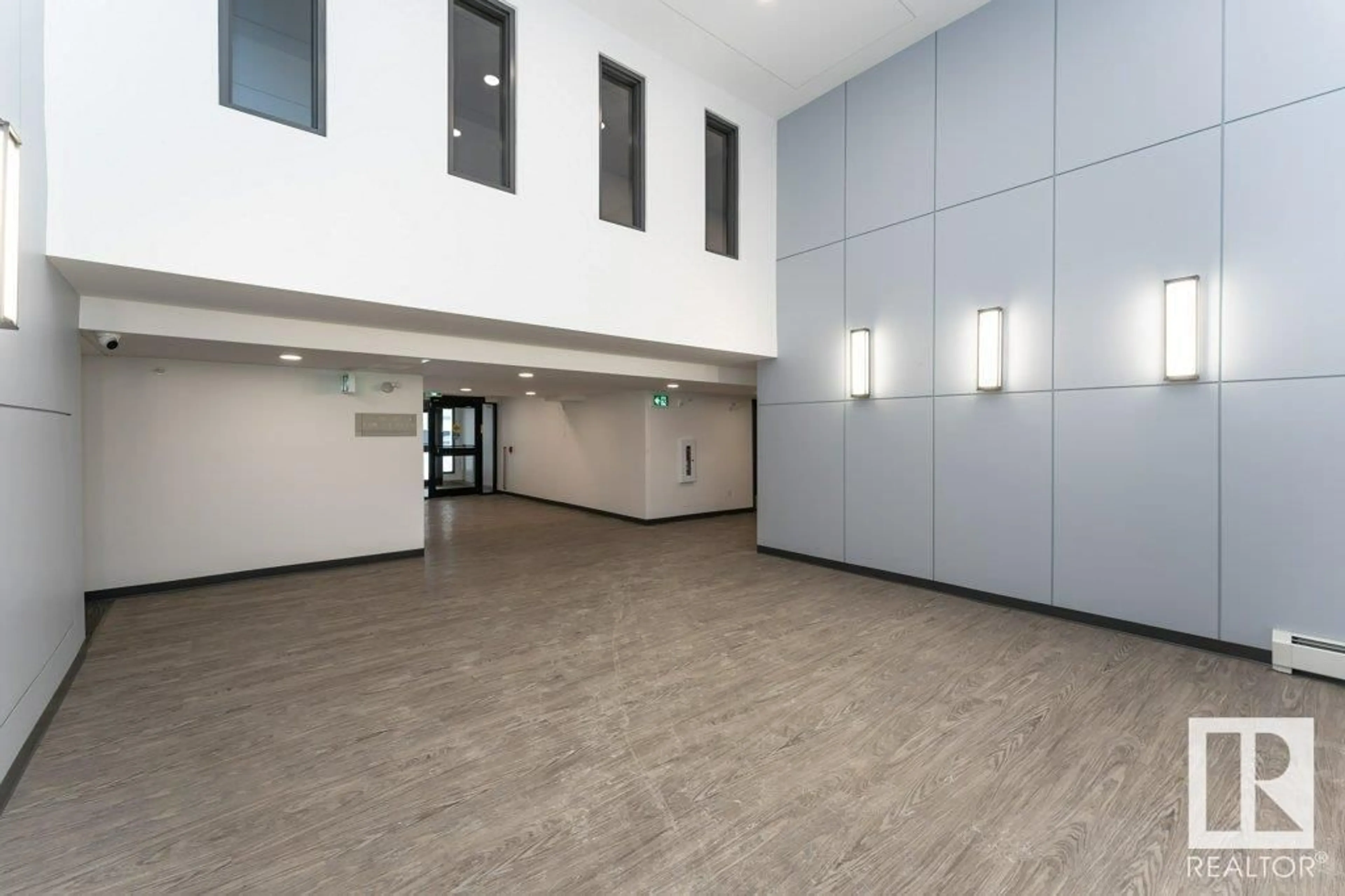 Indoor foyer for #308 - 9504 182 ST NW, Edmonton Alberta T5T3A7