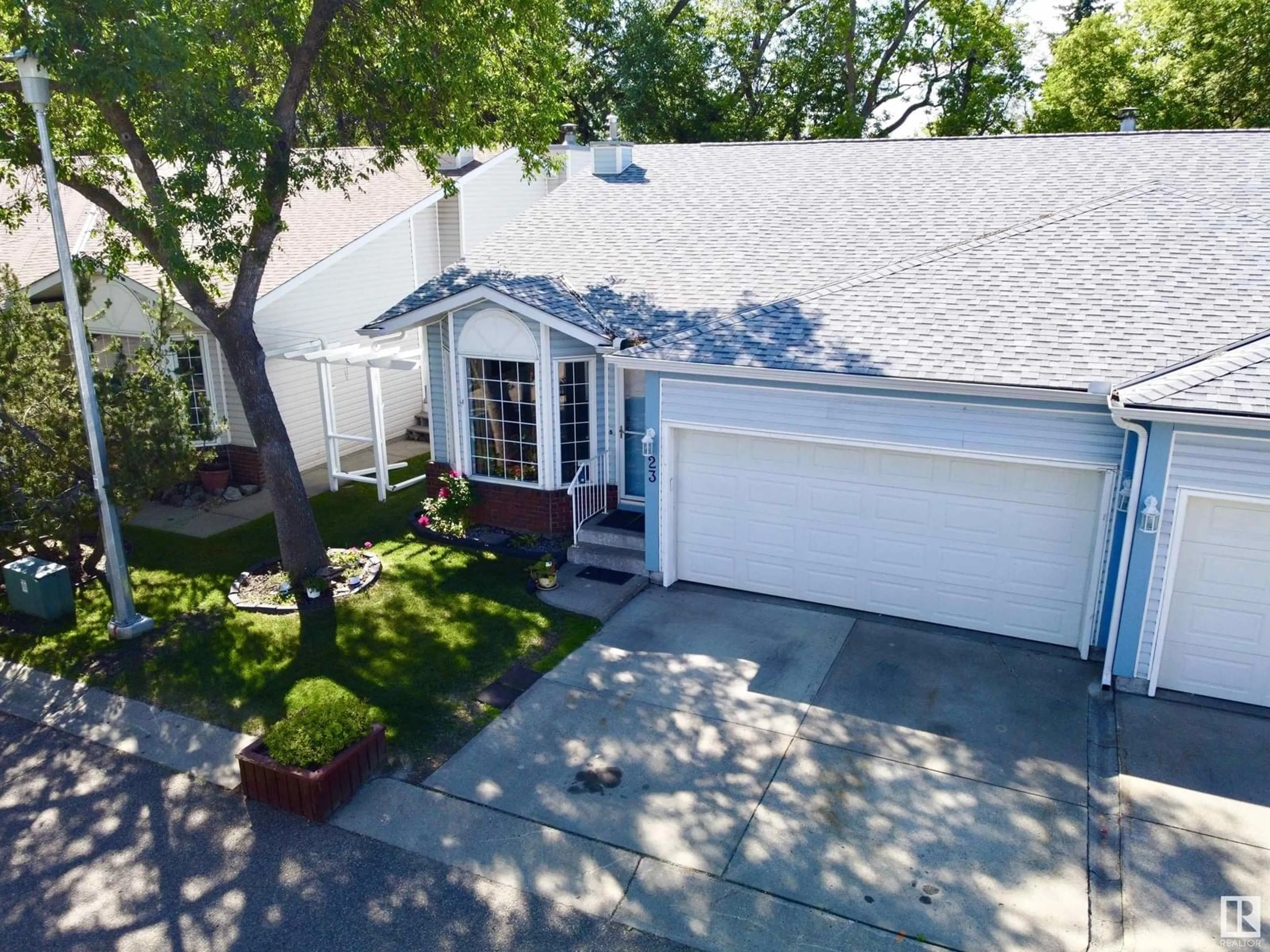 A pic from outside/outdoor area/front of a property/back of a property/a pic from drone, street for 35 GRANDIN RD, St. Albert Alberta T8N5W2