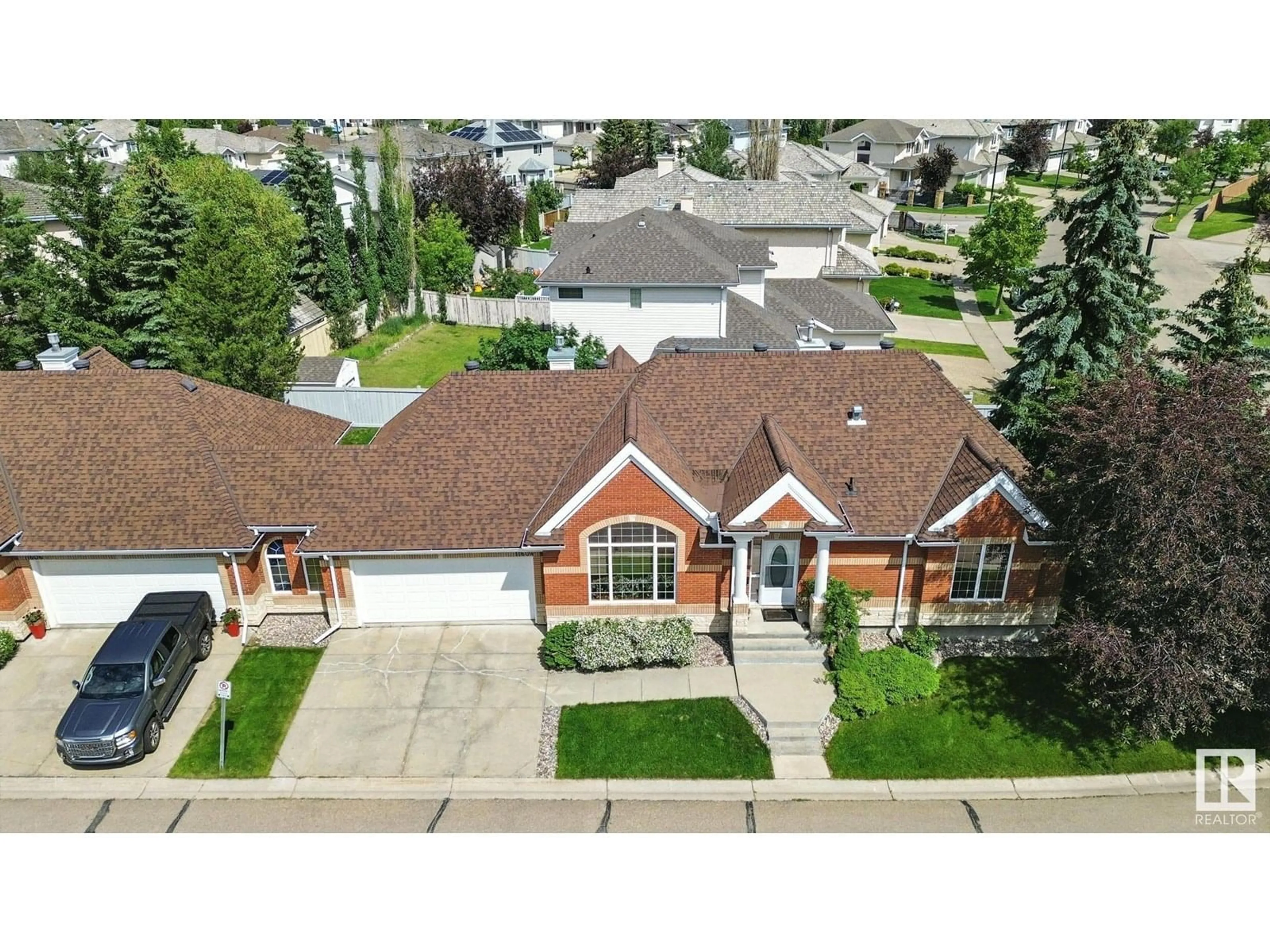 A pic from outside/outdoor area/front of a property/back of a property/a pic from drone, street for 11604 15 AV, Edmonton Alberta T6J7H9
