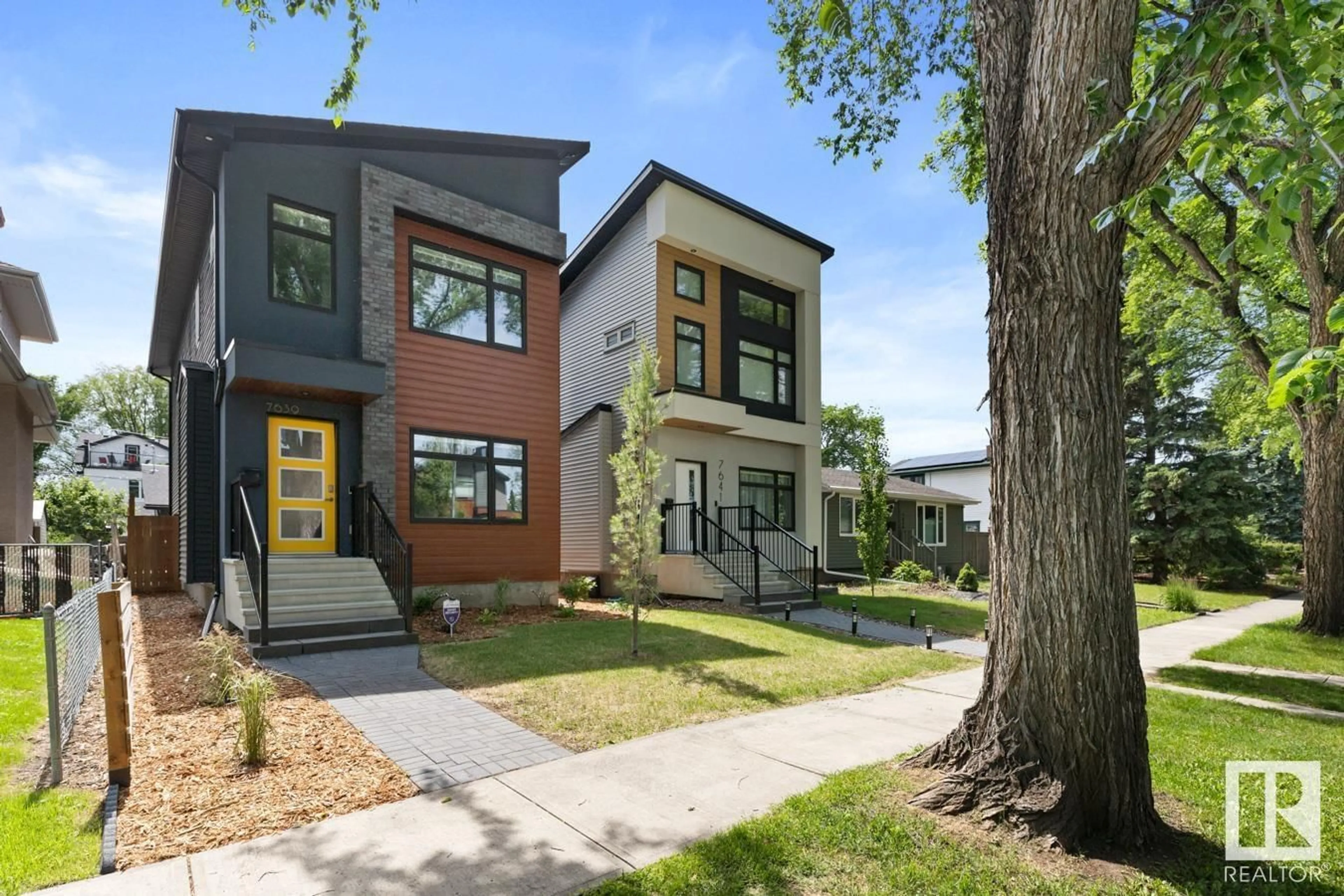 Home with brick exterior material, street for 7639 92 AV, Edmonton Alberta T6C1R3
