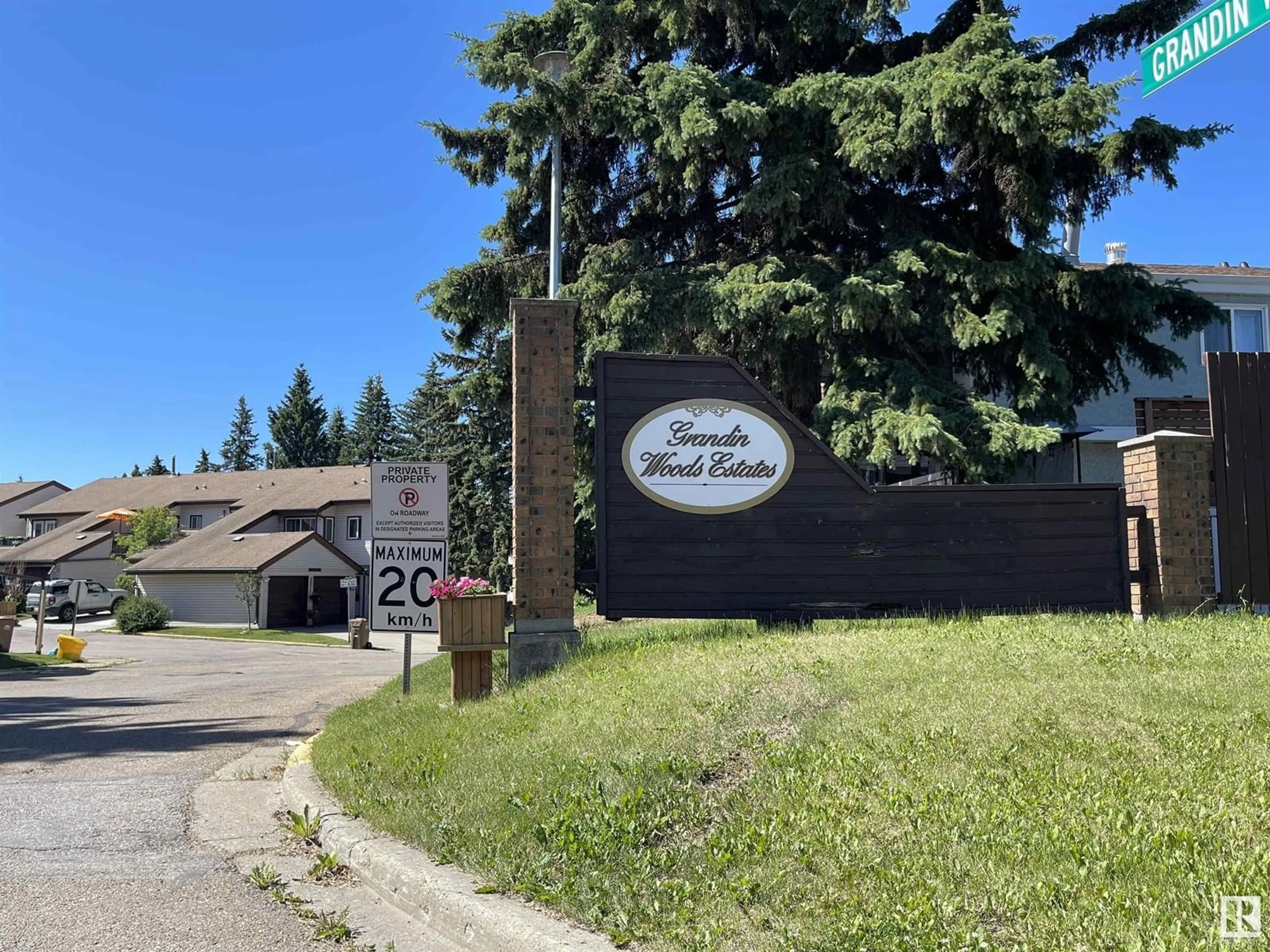 Unknown for 20 GRANDIN, St. Albert Alberta T8N2Y4