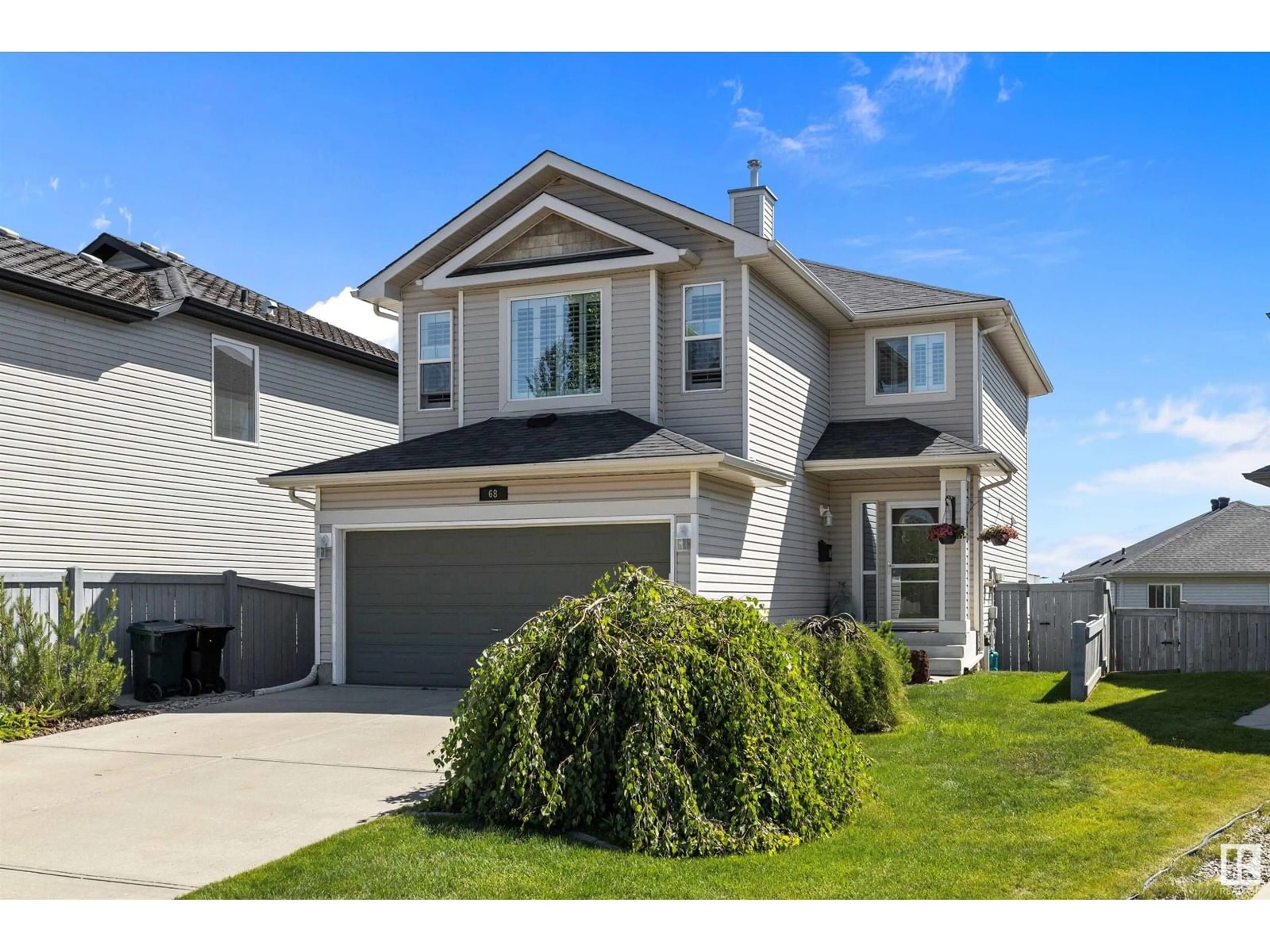 Home with vinyl exterior material, street for 68 GREYSTONE CR, Spruce Grove Alberta T7X0A7