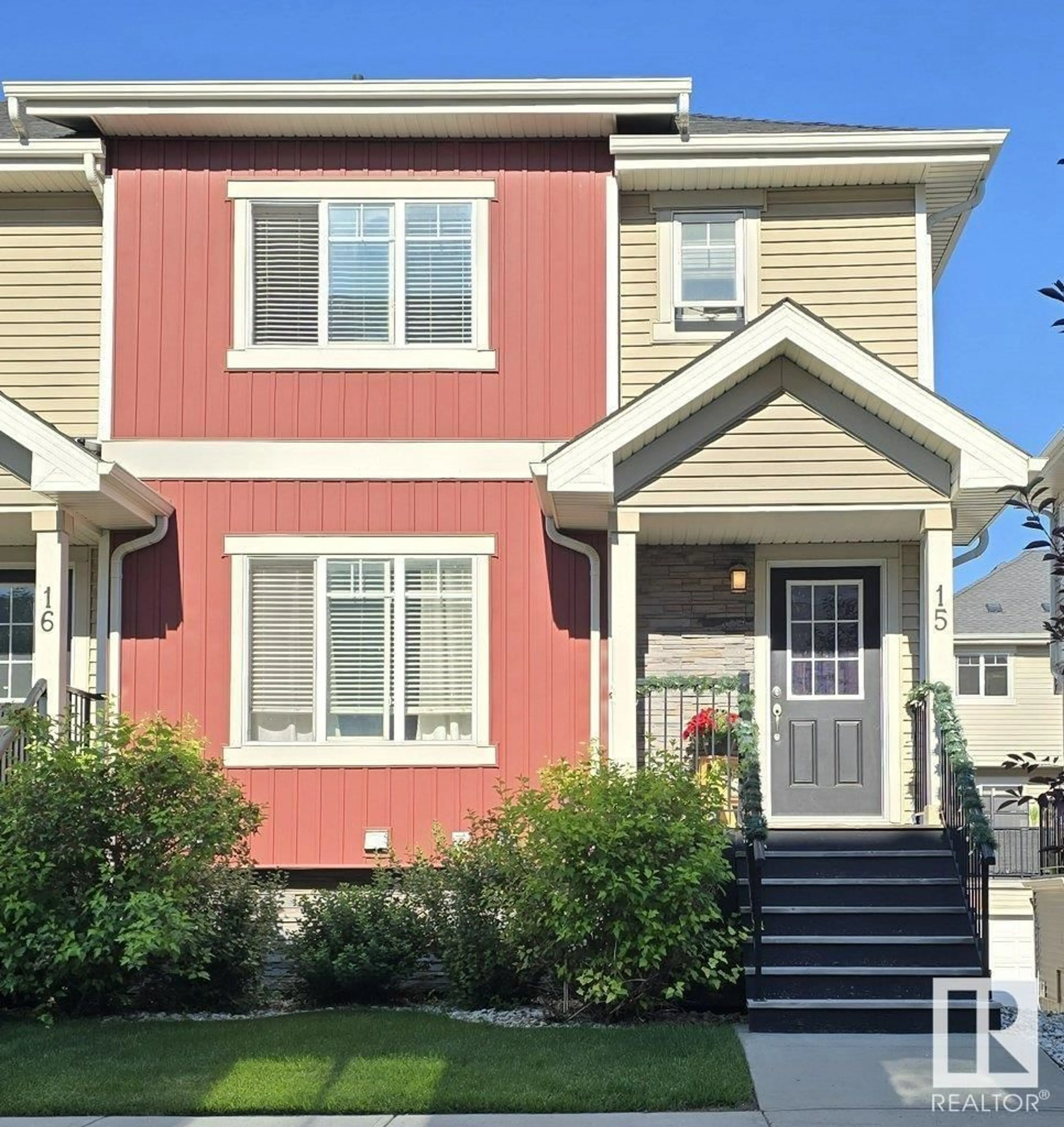 Home with vinyl exterior material, street for #15 - 7289 SOUTH TERWILLEGAR DR, Edmonton Alberta T6R0N5