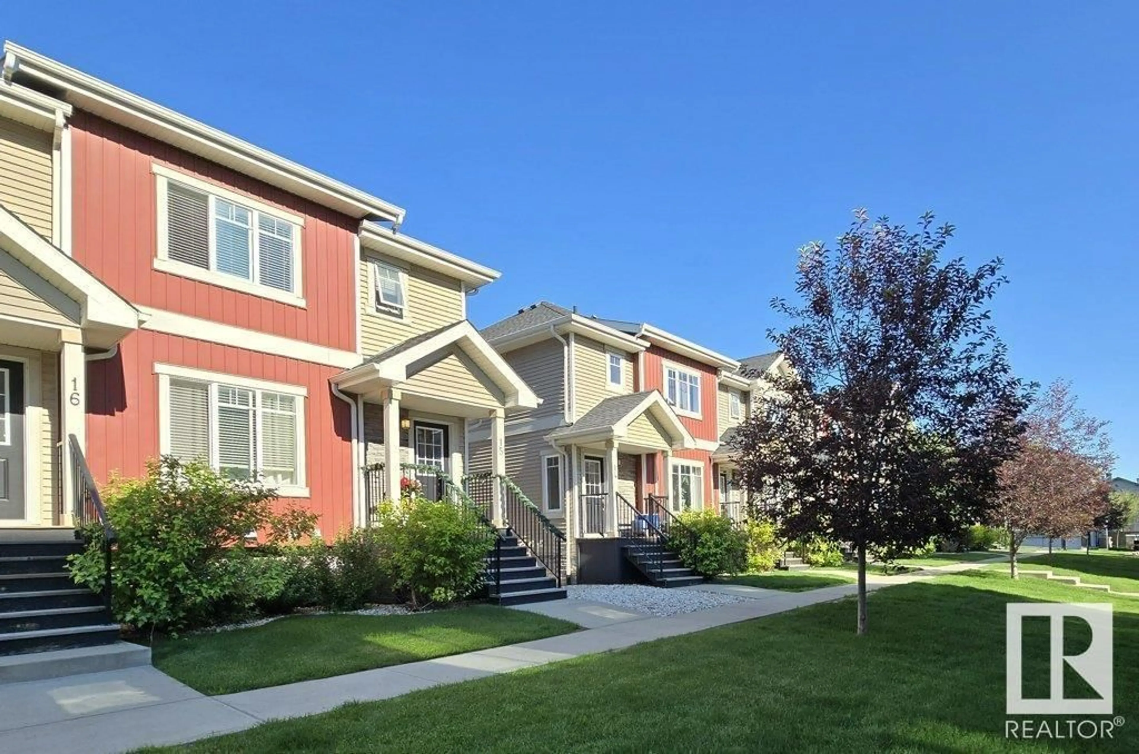 Home with vinyl exterior material, street for #15 - 7289 SOUTH TERWILLEGAR DR, Edmonton Alberta T6R0N5