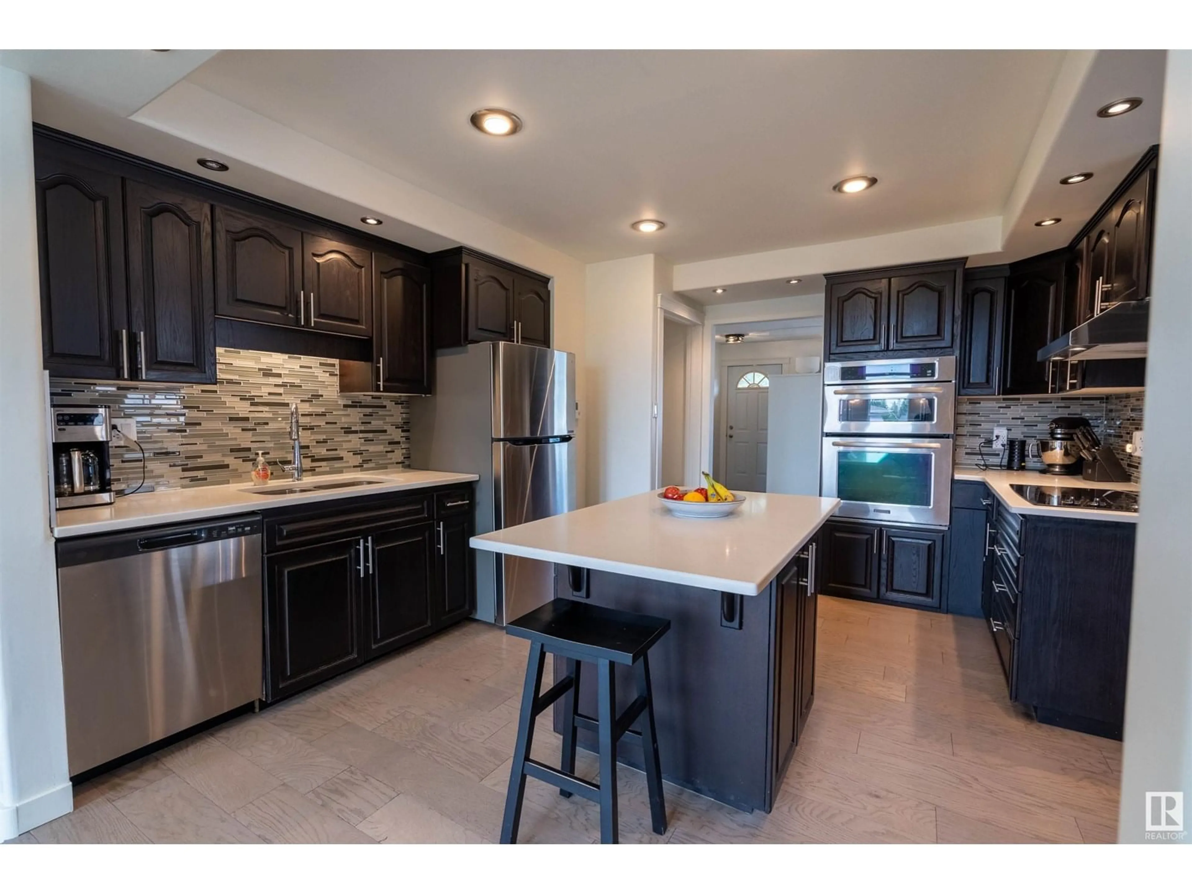 Open concept kitchen, ceramic/tile floor for 15 FIFTH AV, Spruce Grove Alberta T7X2C5