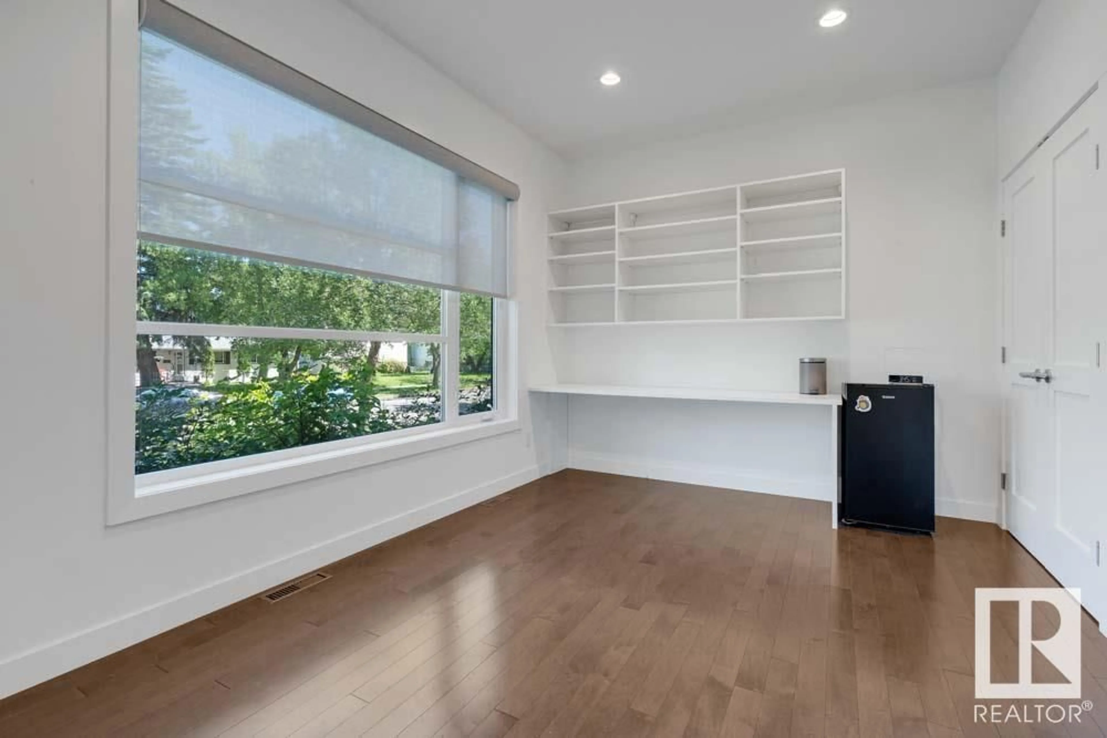 A pic of a room for 8533 76 AV, Edmonton Alberta T6C0J2