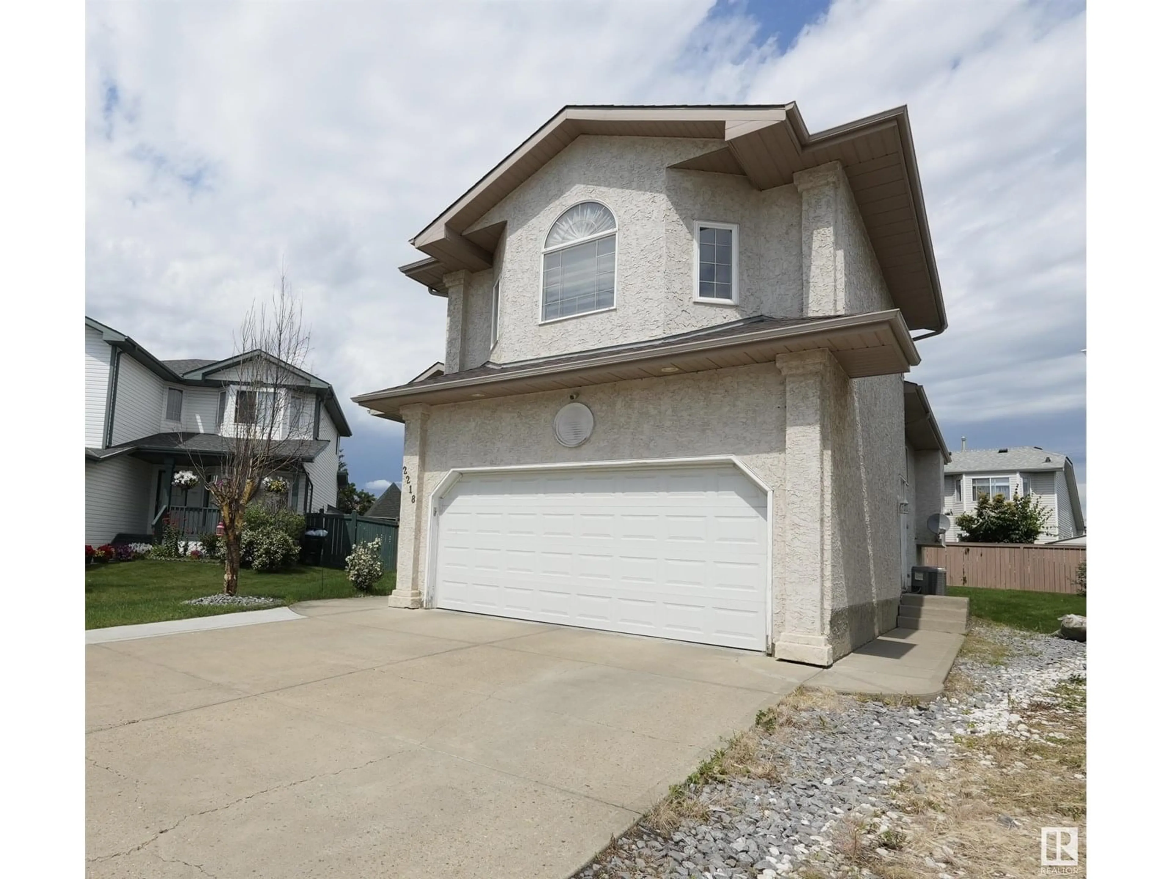 Home with vinyl exterior material, street for 2218 KAUFMAN WAY, Edmonton Alberta T6L7E2