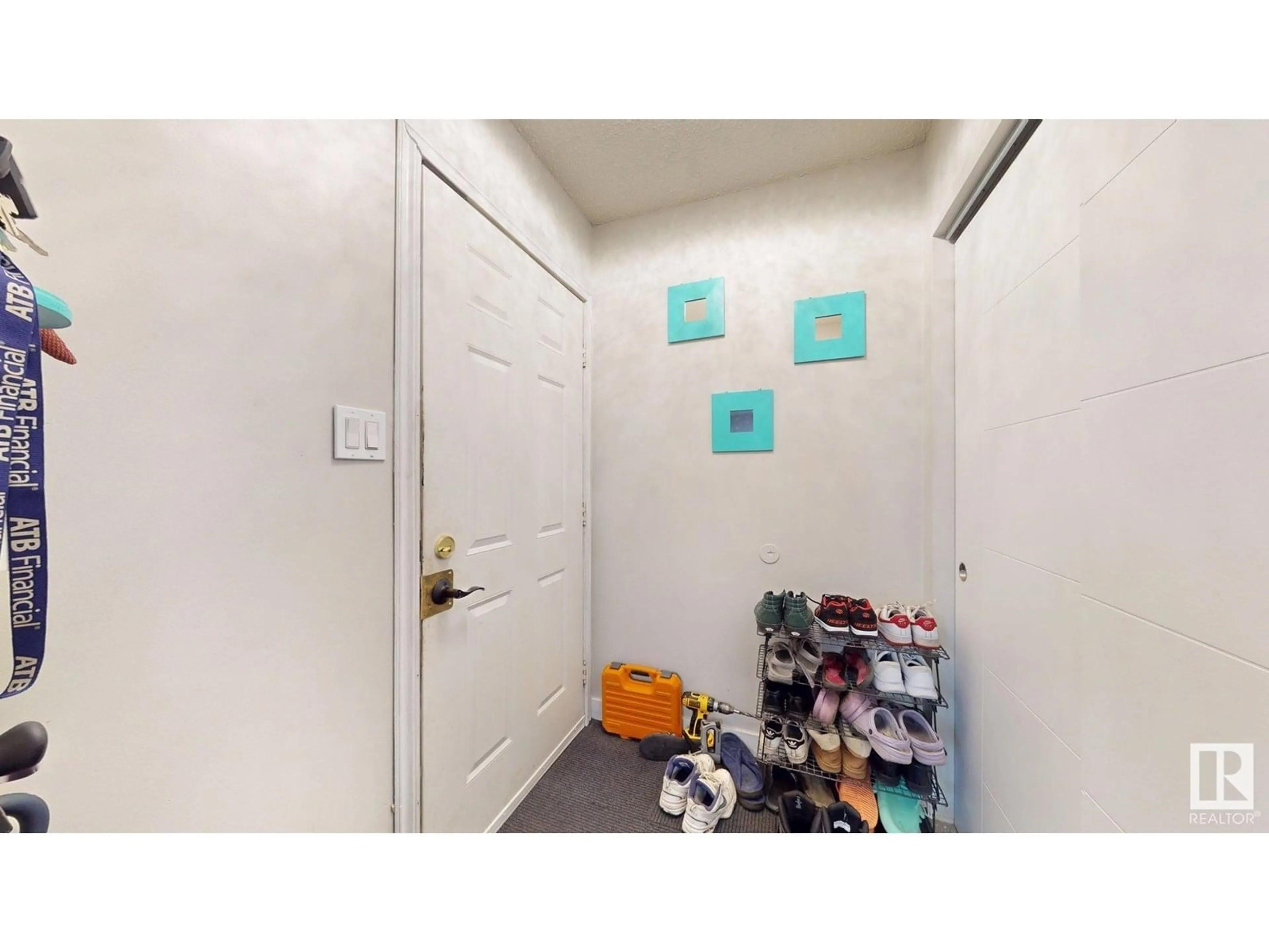 Unknown for 1436 62 ST, Edmonton Alberta T6L1S8