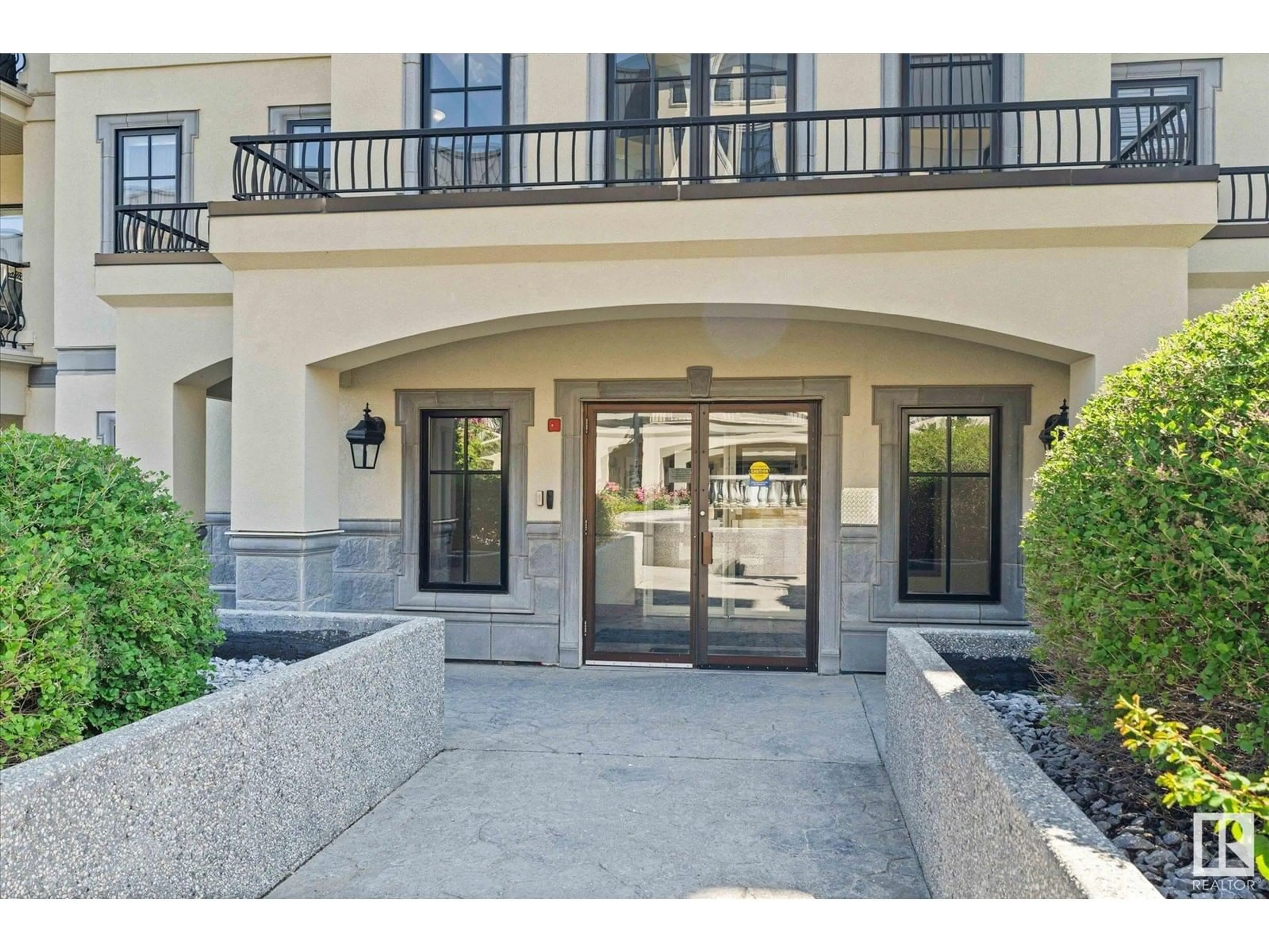 Indoor entryway for #101 - 1406 HODGSON WY, Edmonton Alberta T6R3K1