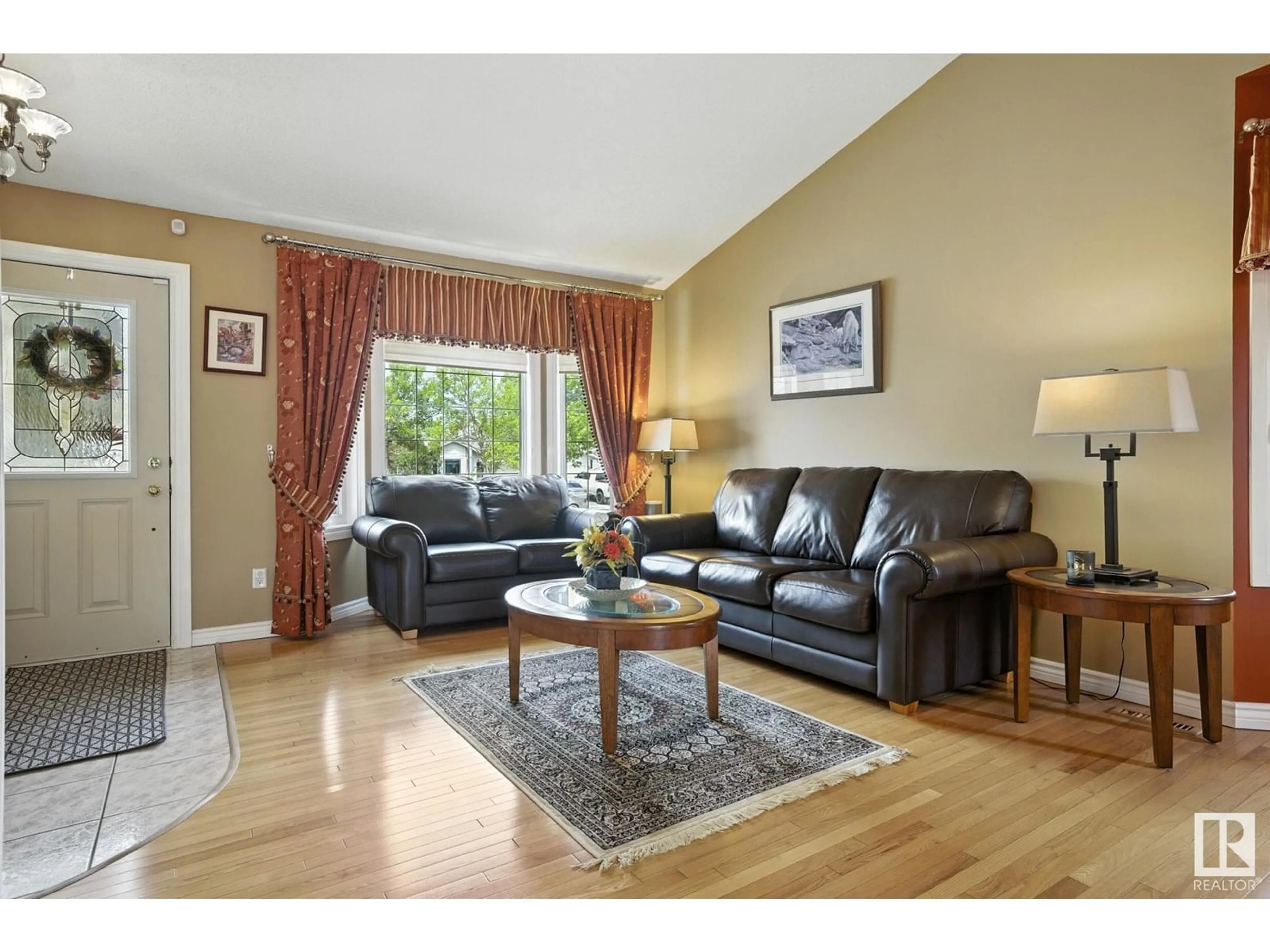 Living room with furniture, wood/laminate floor for 40 DESMARAIS CR, St. Albert Alberta T8N5Y7