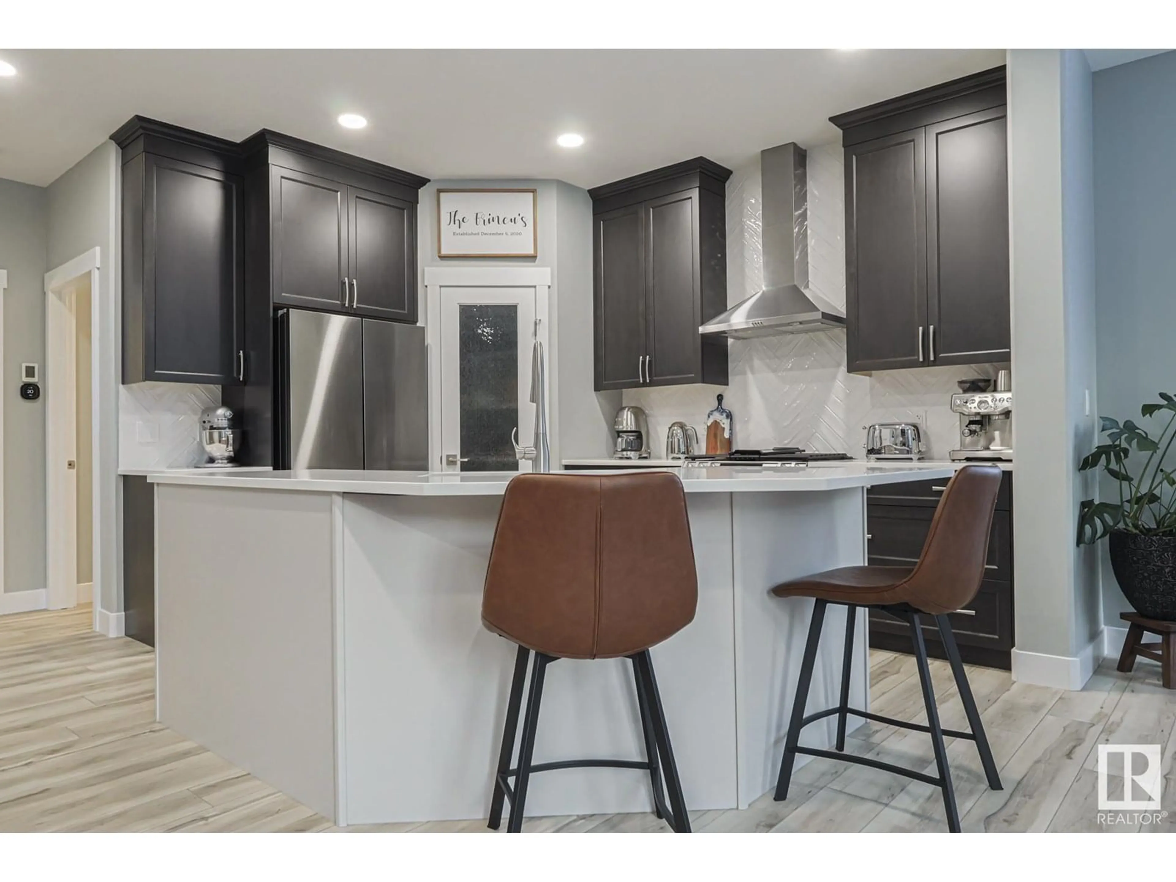 Open concept kitchen, unknown for 5 - 54419 RGE ROAD 14, Rural Lac Ste. Anne County Alberta T0E1V0