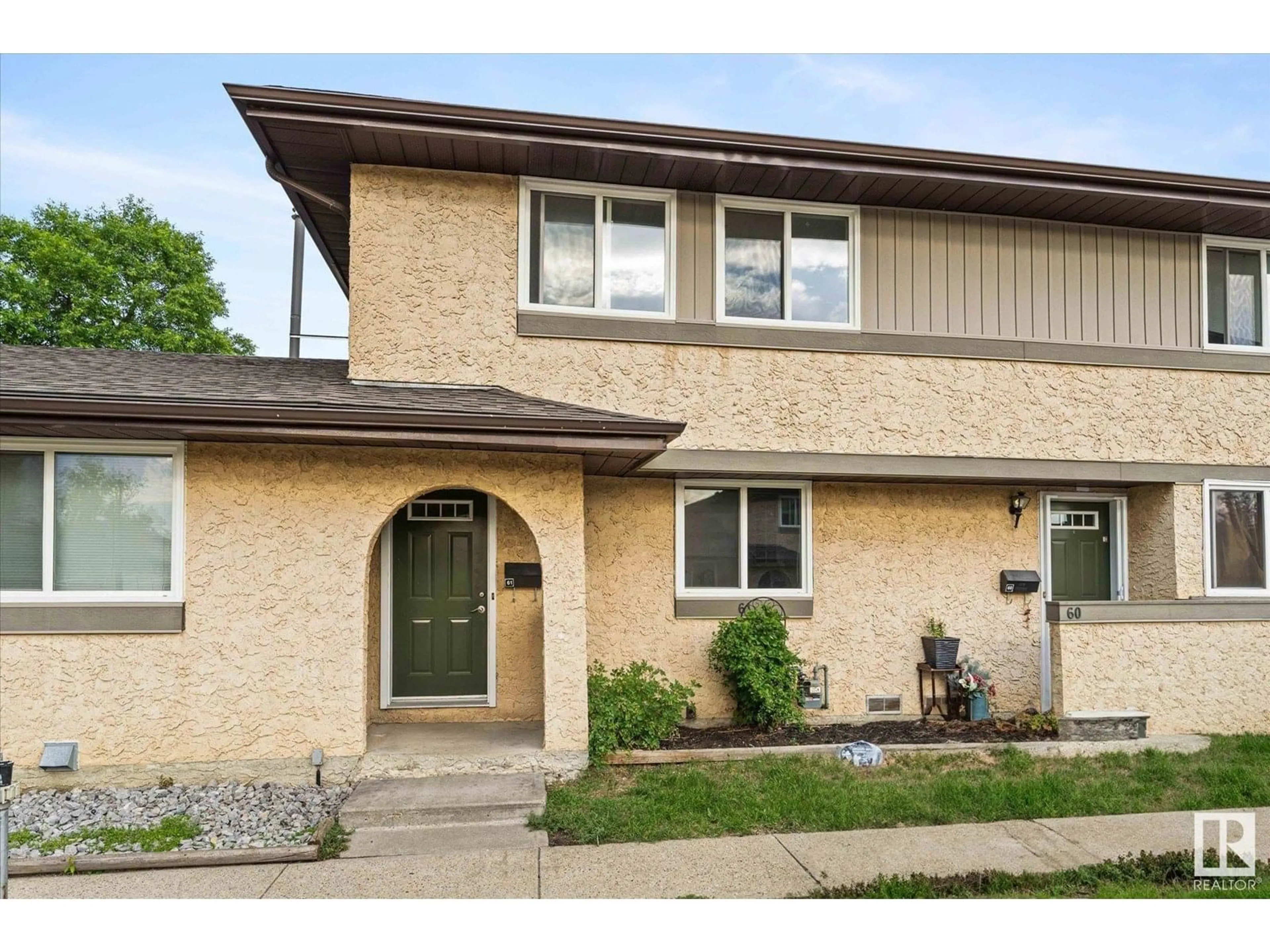 Home with brick exterior material, street for #61 - 8930 99 AV, Fort Saskatchewan Alberta T8L3L1