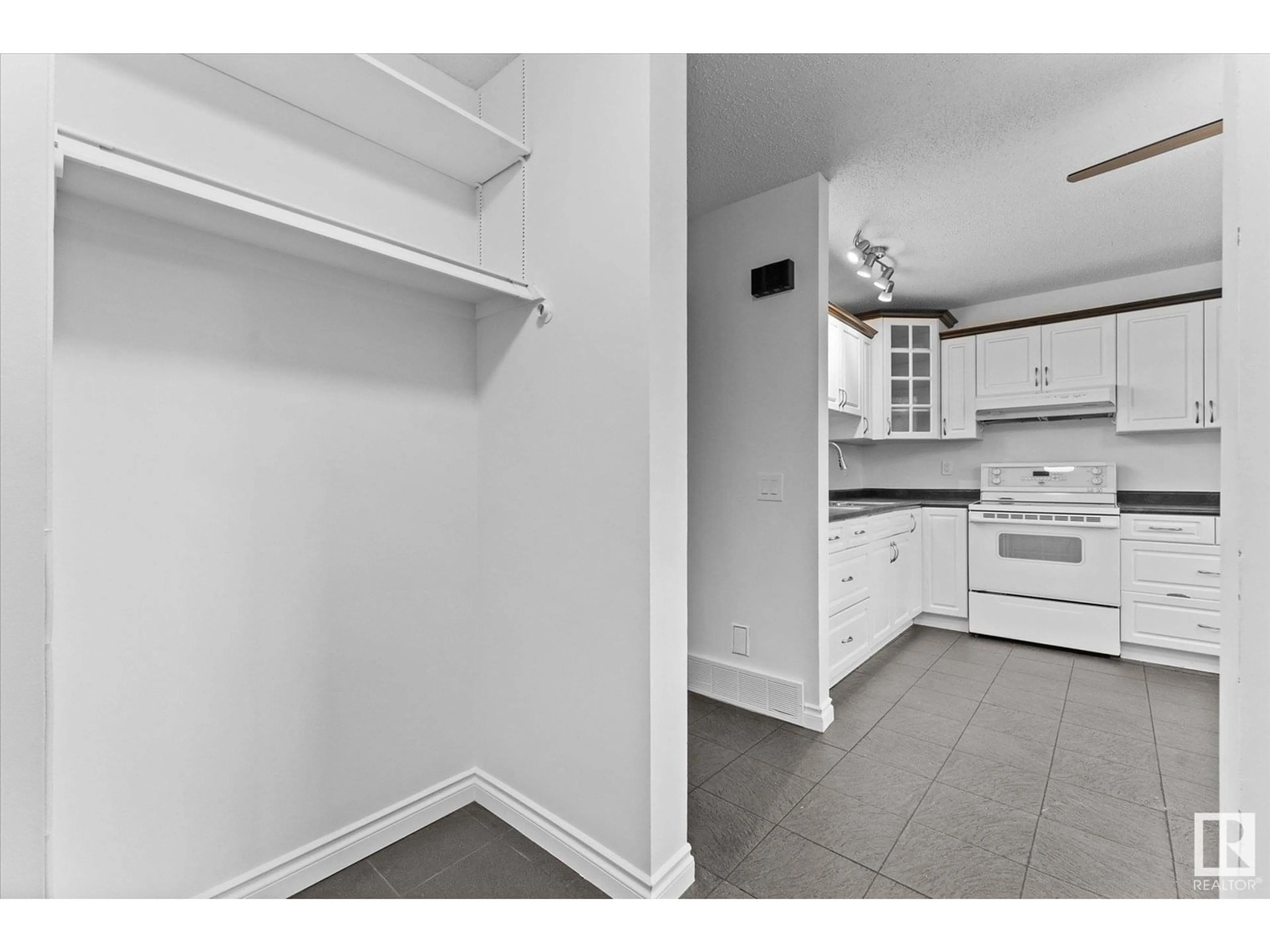 Standard kitchen, unknown for #61 - 8930 99 AV, Fort Saskatchewan Alberta T8L3L1