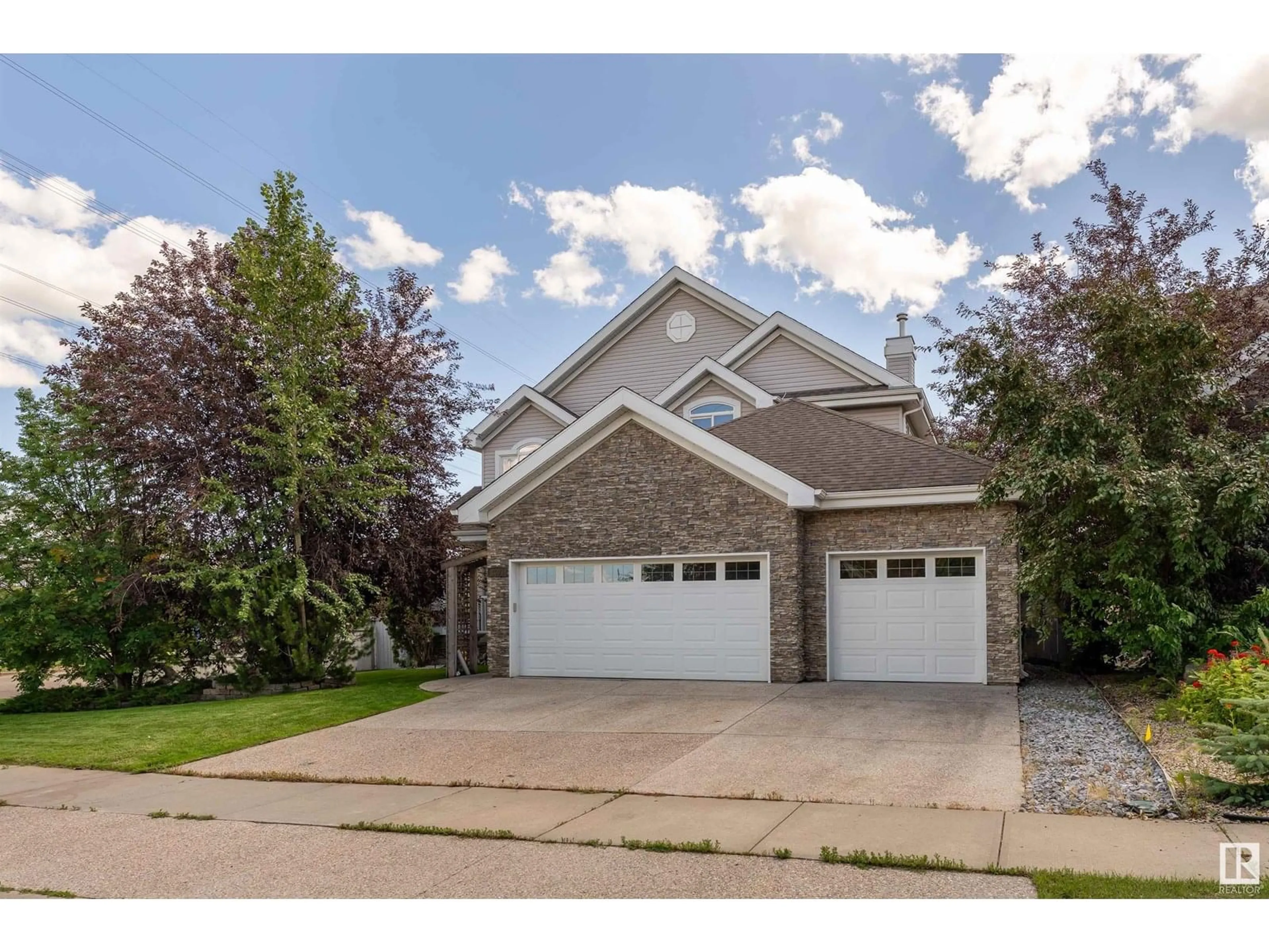 Unknown for SW - 8803 16 AV, Edmonton Alberta T6X1J7