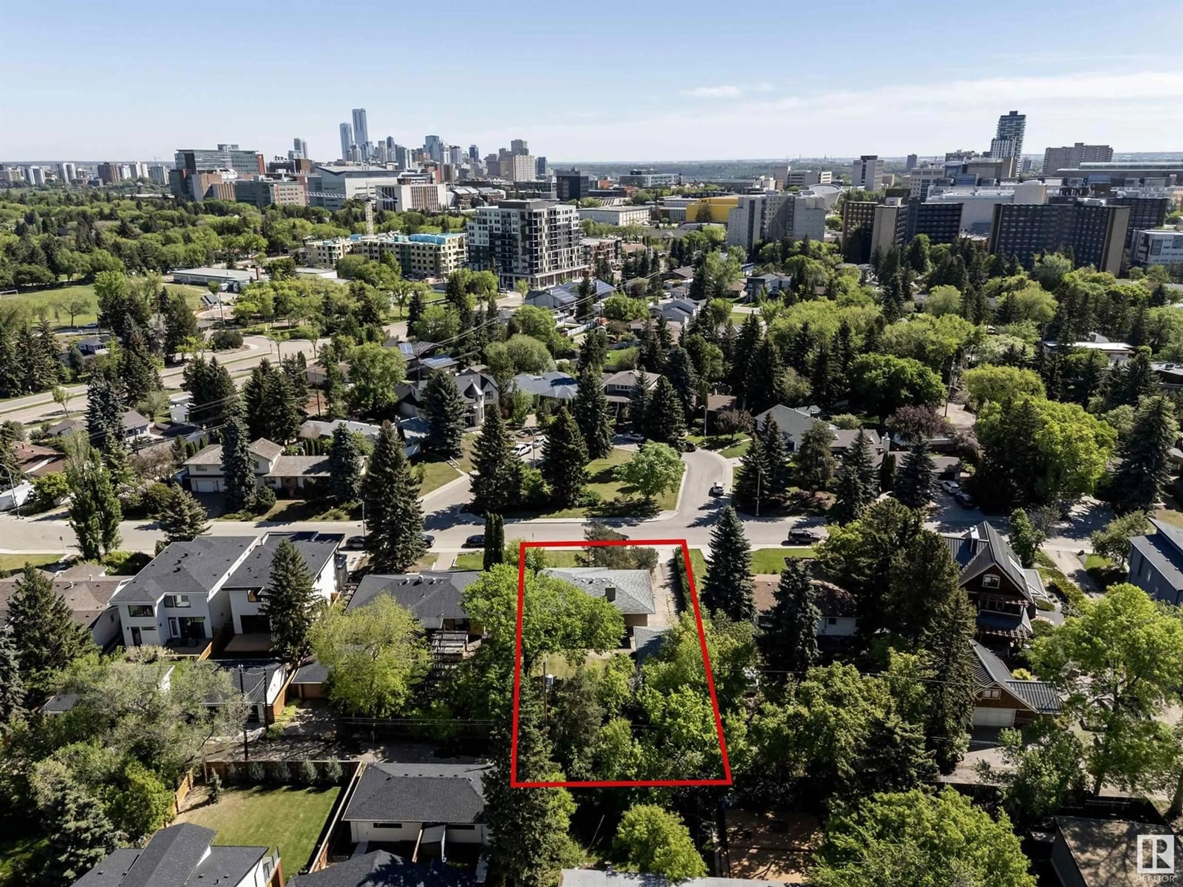 A pic from outside/outdoor area/front of a property/back of a property/a pic from drone, city buildings view from balcony for 8348 120 ST, Edmonton Alberta T6G1K2