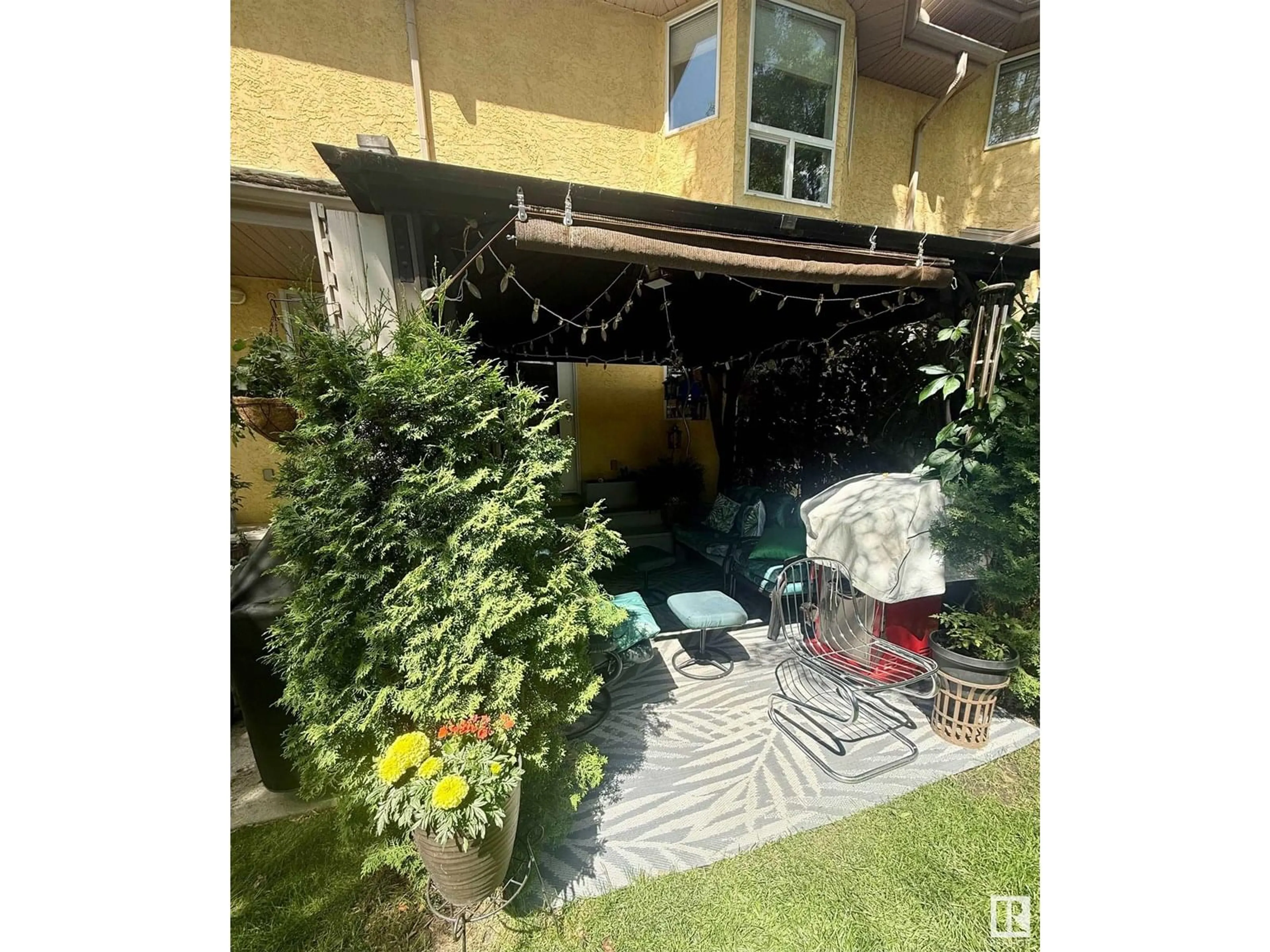 Patio, street for #24 - 901 NORMANDY DR, Sherwood Park Alberta T8A5V7