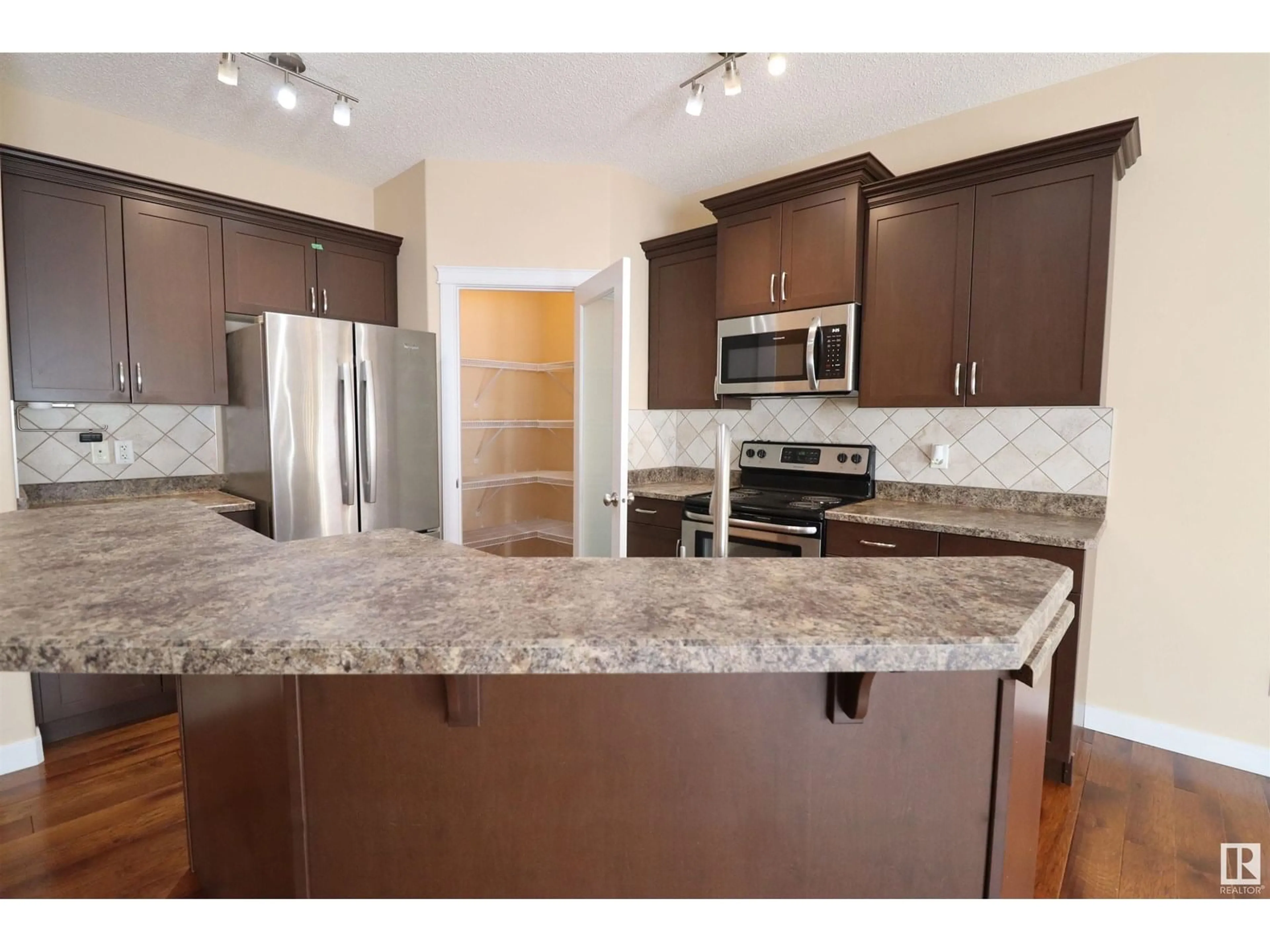 Open concept kitchen, ceramic/tile floor for #17 - 340 SPRUCE RIDGE RD, Spruce Grove Alberta T7X0J4