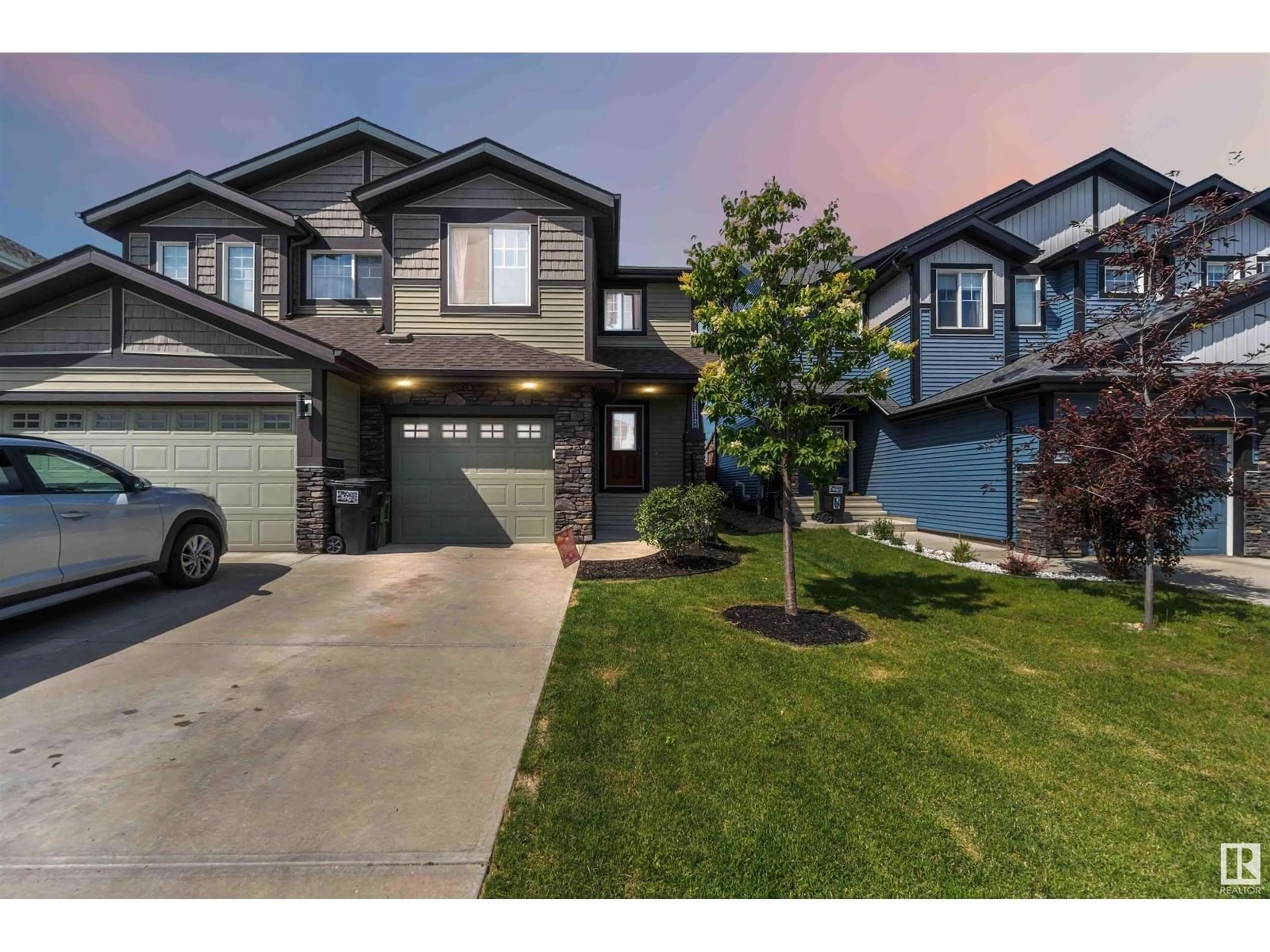Unknown for NW - 22212 89 AV, Edmonton Alberta T5T7H1