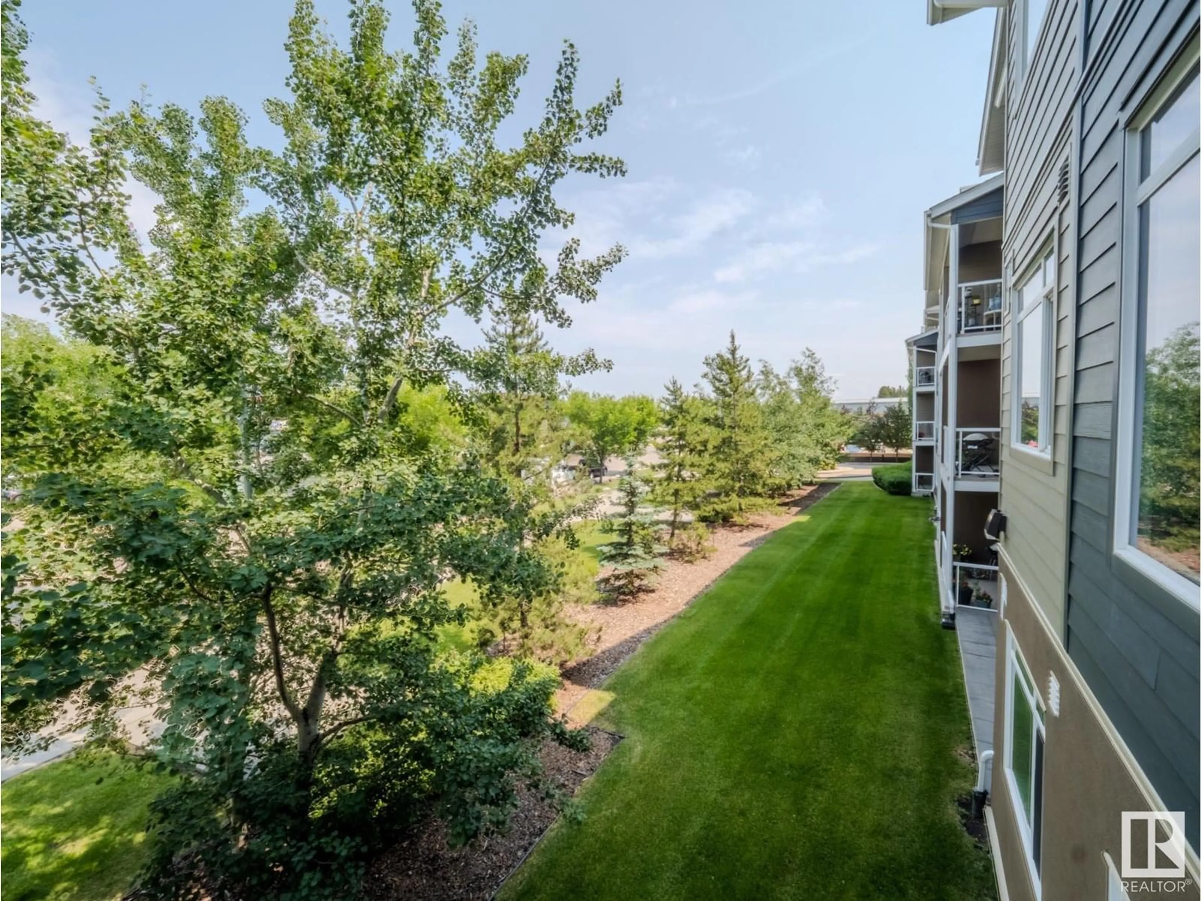 Patio, unknown for #213 - 279 WYE RD, Sherwood Park Alberta T8B0A7