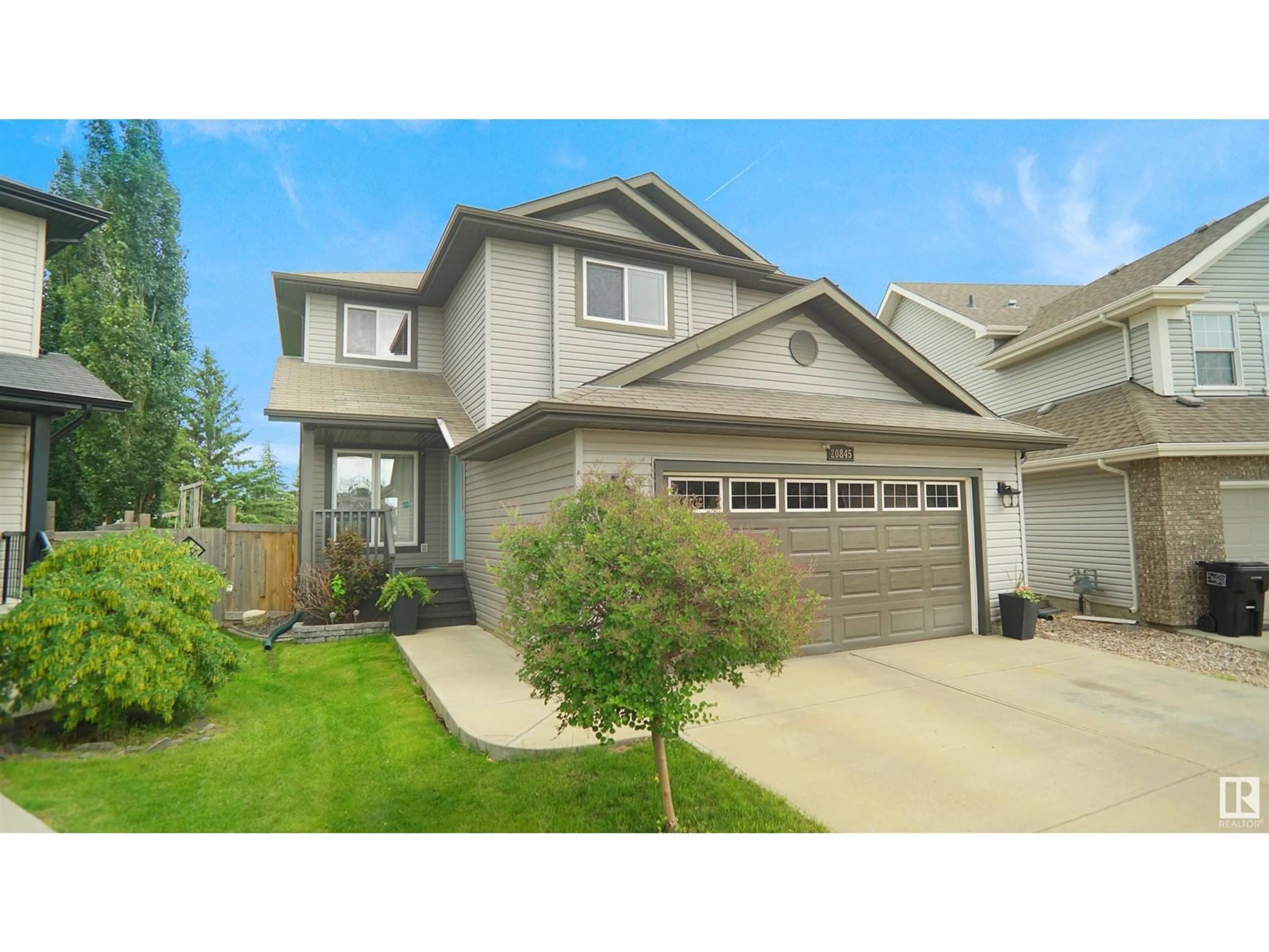 Home with vinyl exterior material, street for 20845 92A AV, Edmonton Alberta T5T3Z1