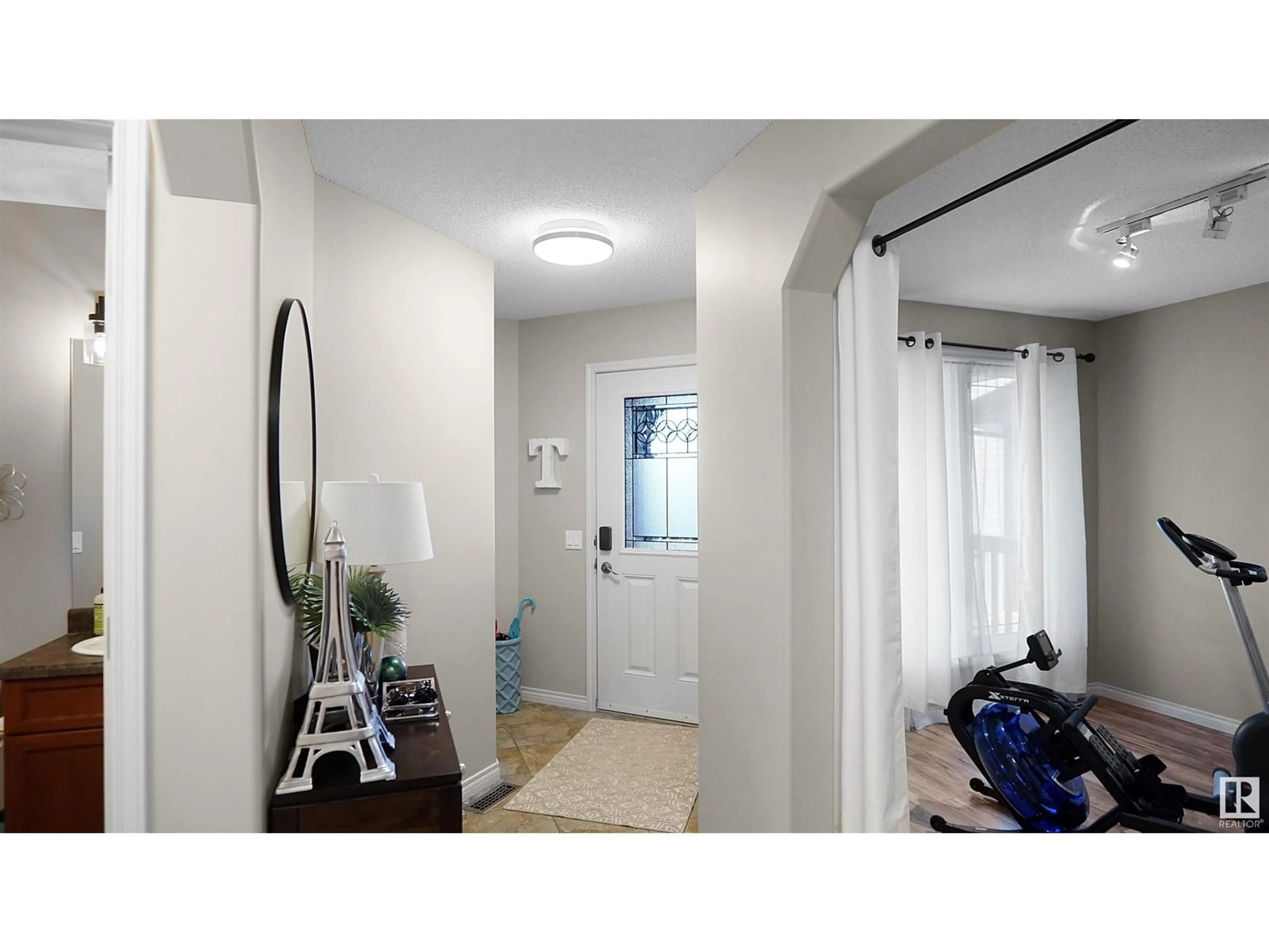 Indoor entryway for 20845 92A AV, Edmonton Alberta T5T3Z1