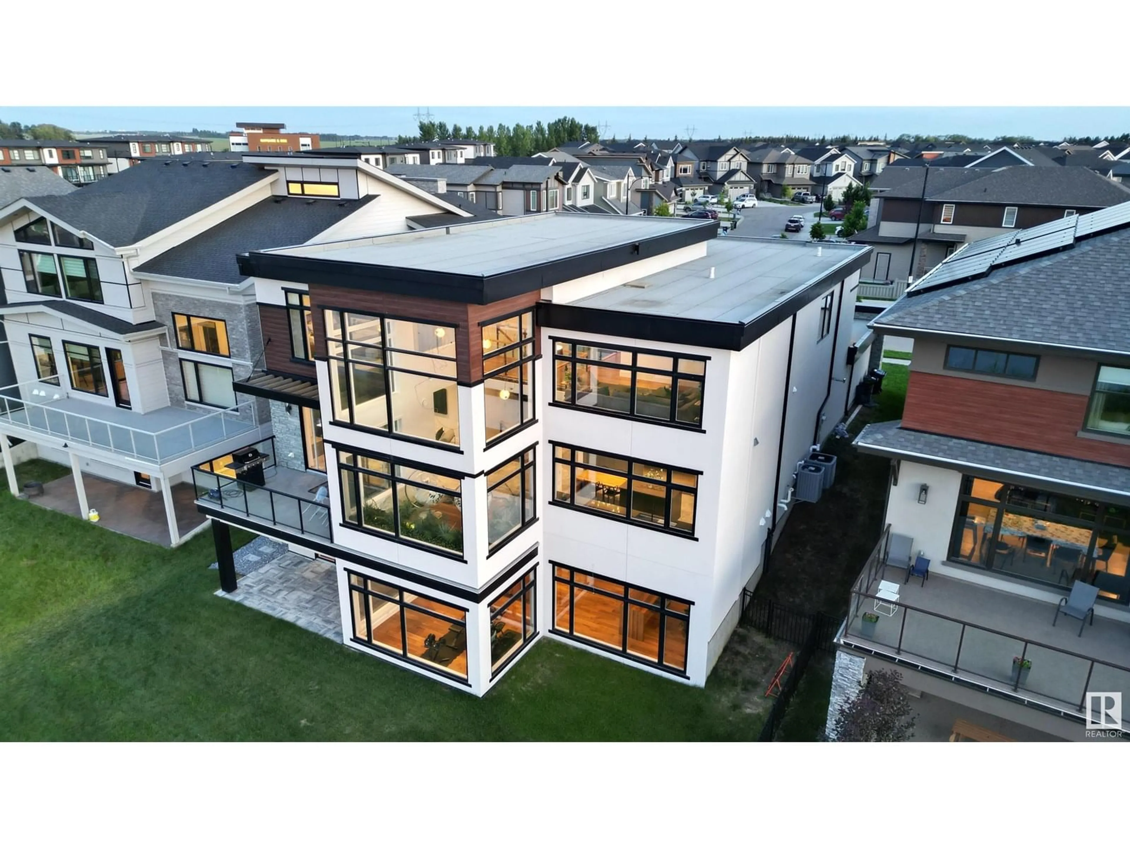 Unknown for 6018 CRAWFORD DR, Edmonton Alberta T6W3Y5