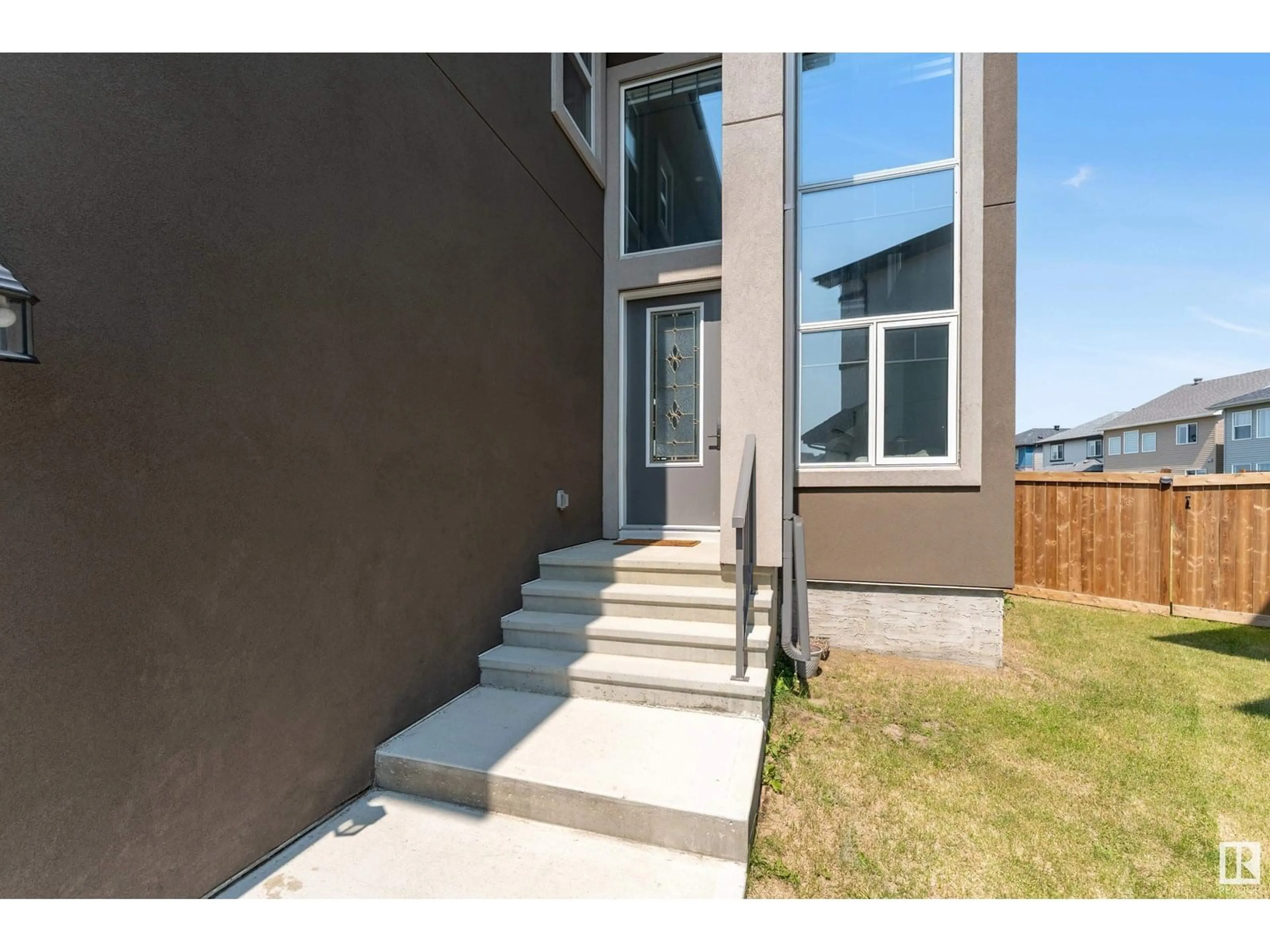 Unknown for 1629 16A ST, Edmonton Alberta T6T2S1