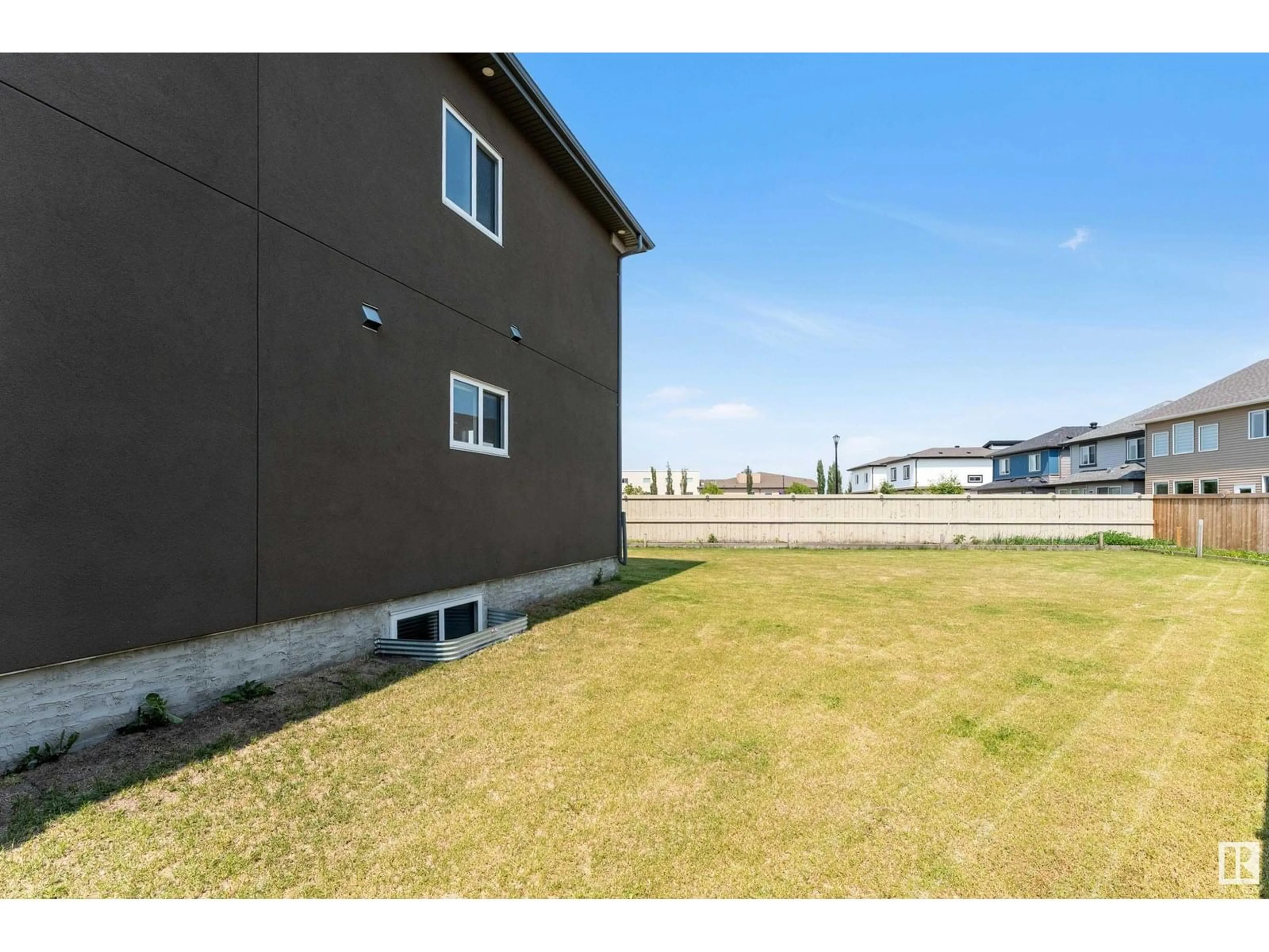 Unknown for 1629 16A ST, Edmonton Alberta T6T2S1