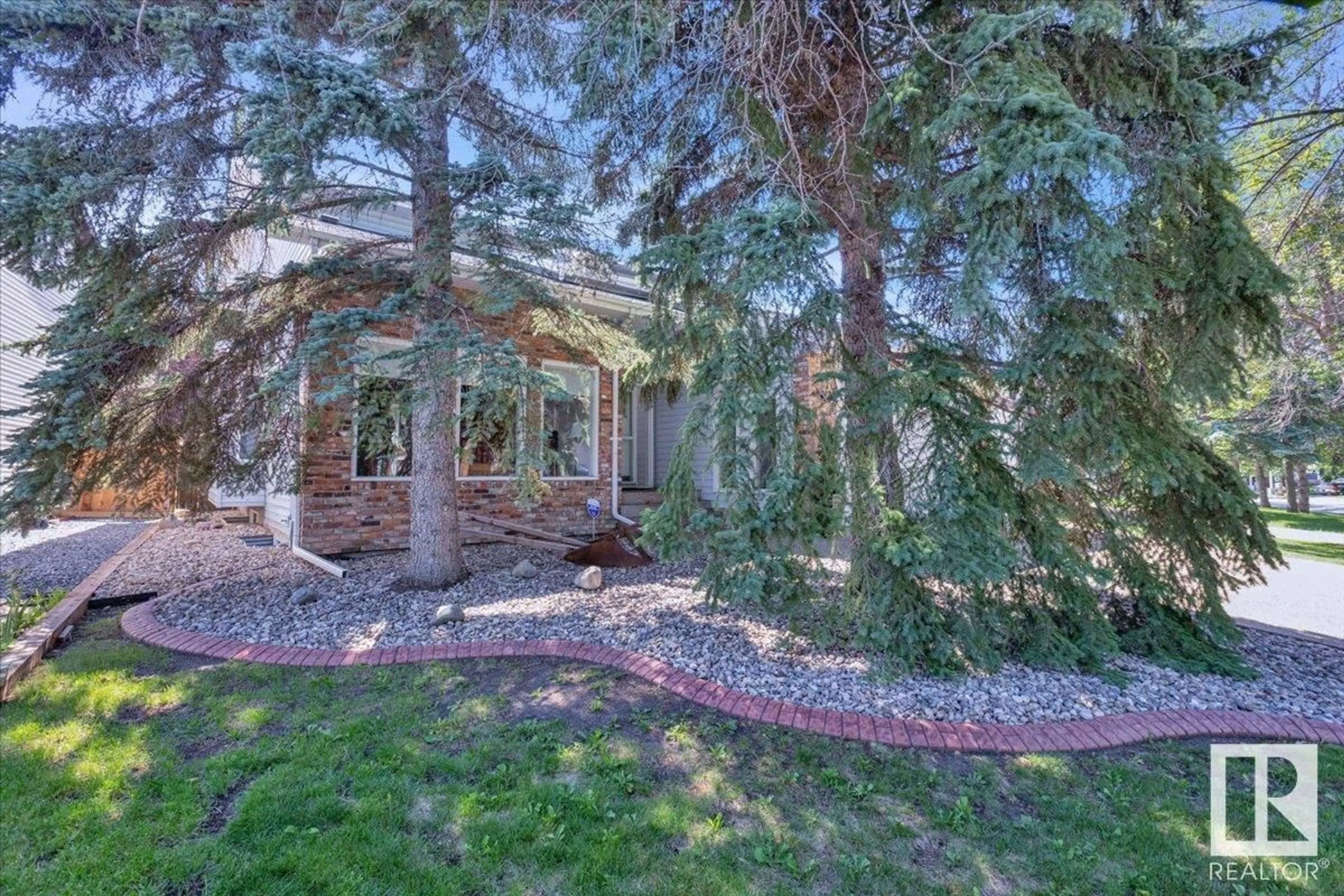 Unknown for 229 HEATH RD, Edmonton Alberta T6R1S1
