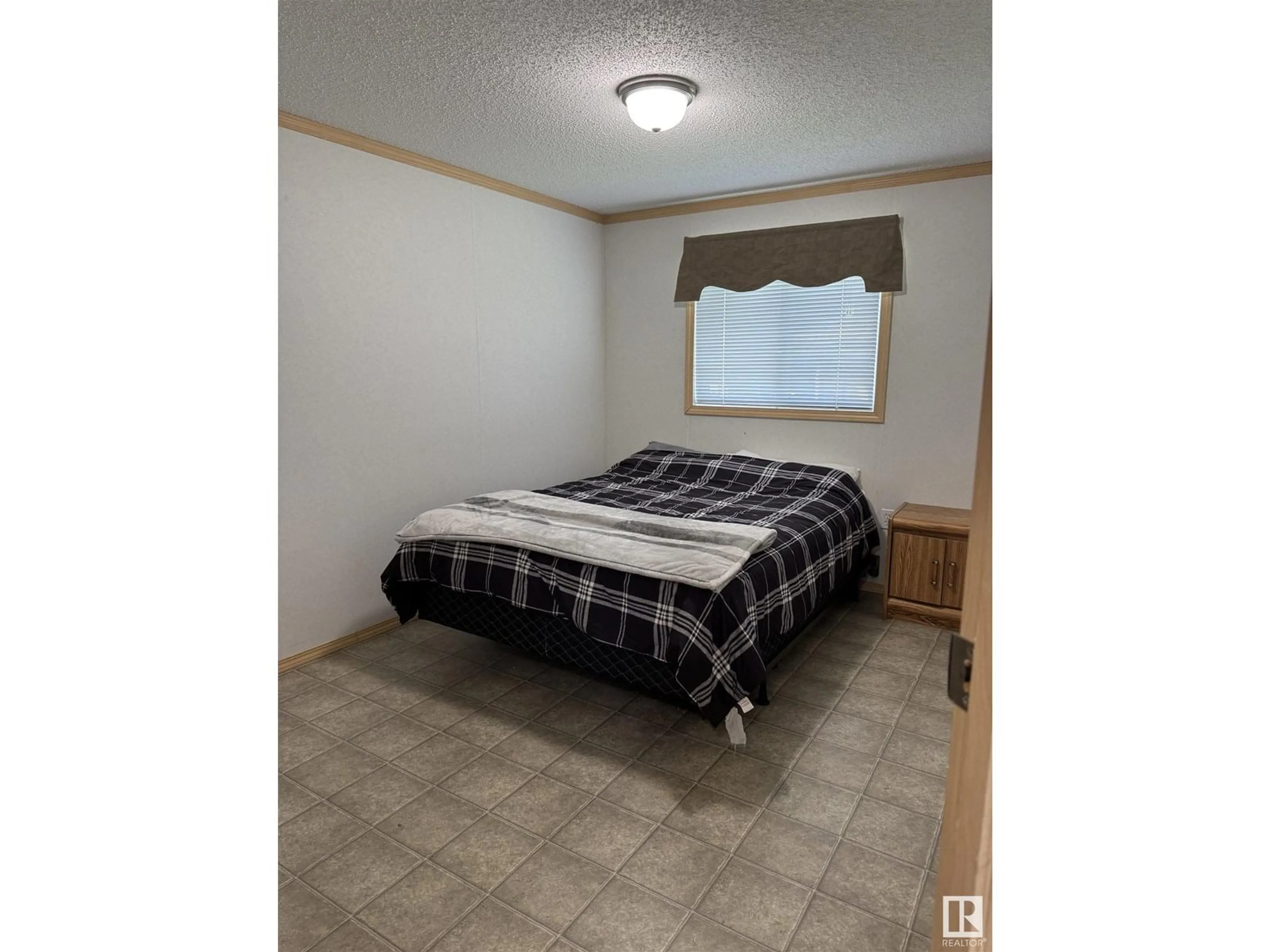 A pic of a room for 4901 46 AV, Violet Grove Alberta T7A2A1