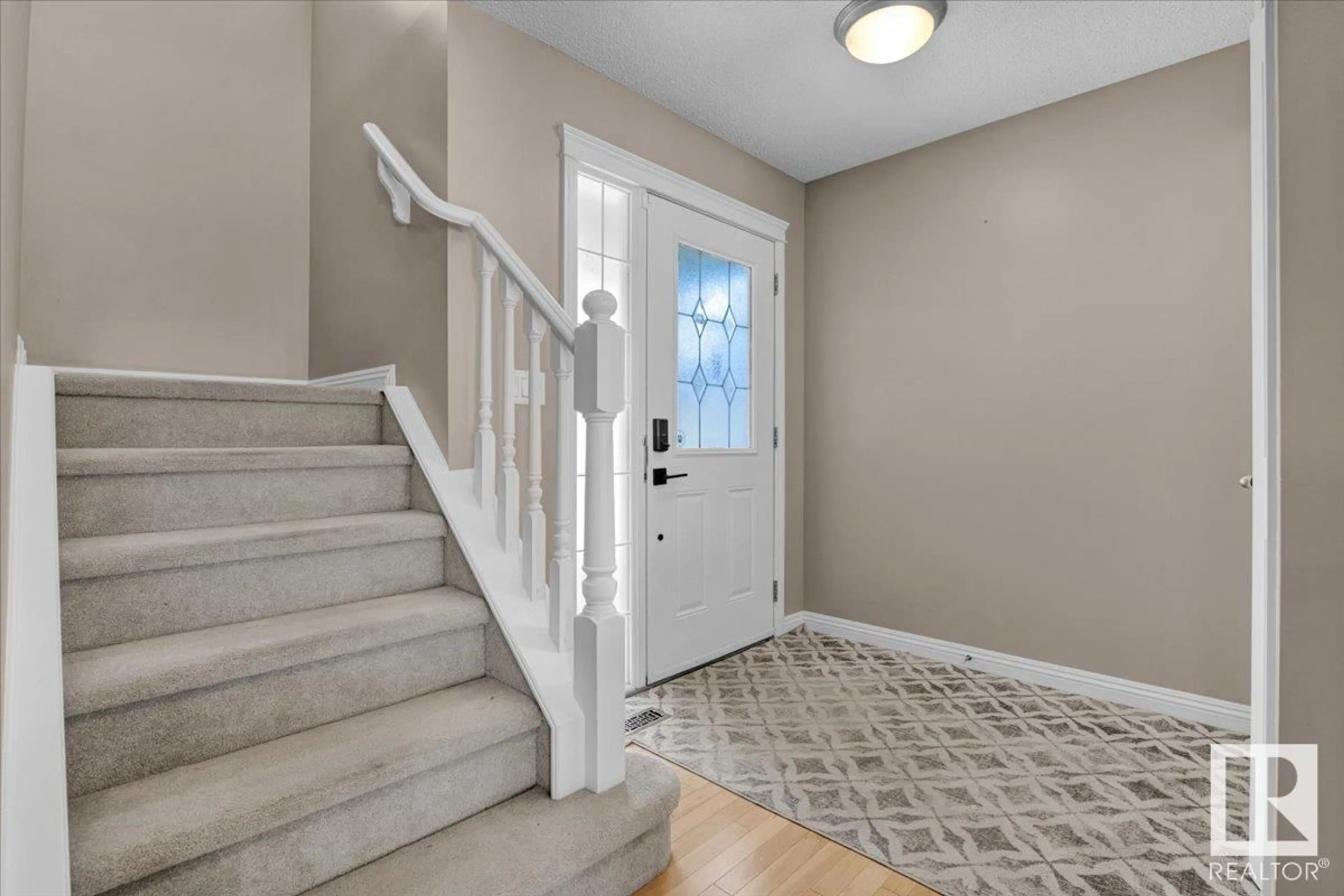 Indoor entryway for SW - 1032 118A ST, Edmonton Alberta T6W0B8