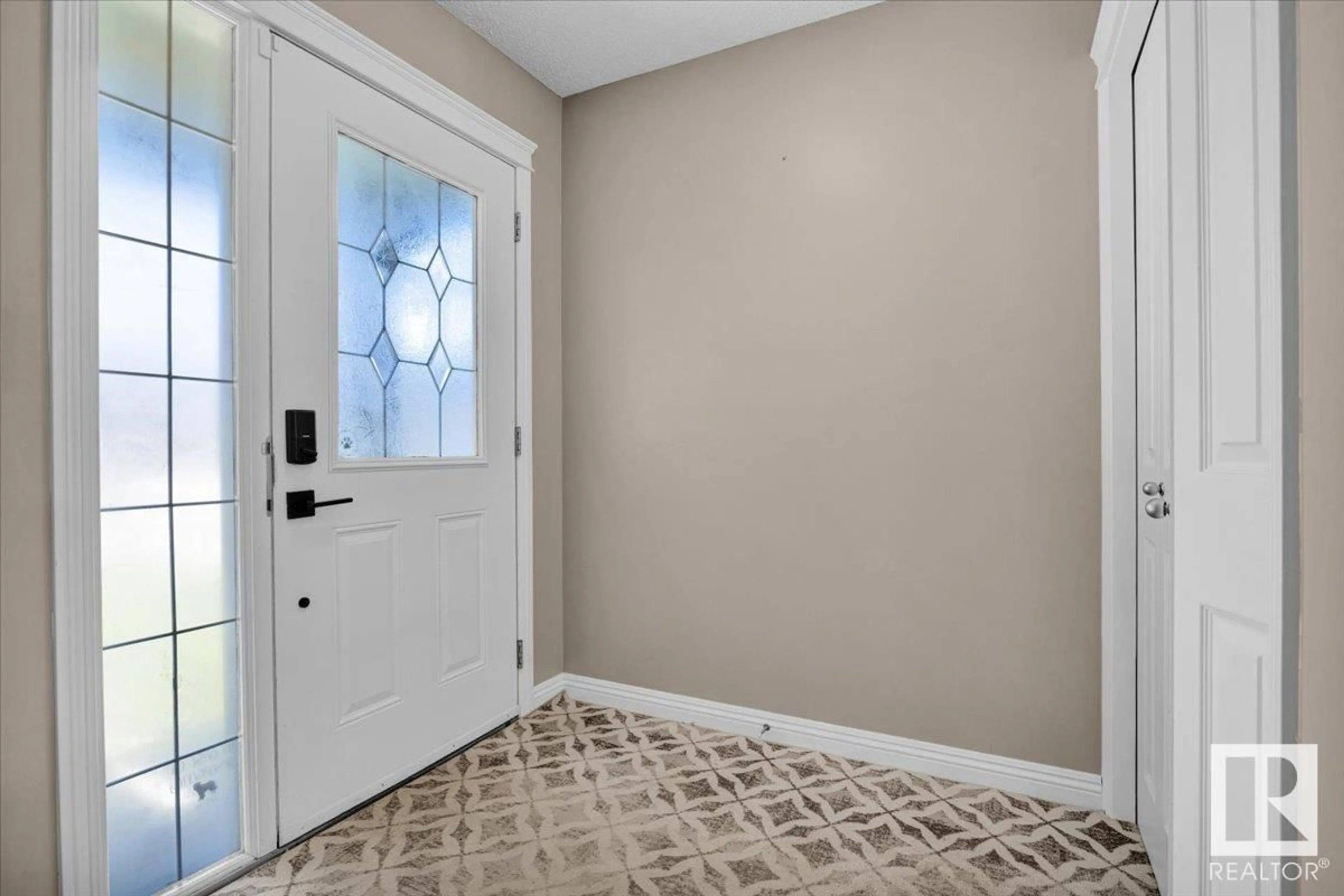 Indoor entryway for SW - 1032 118A ST, Edmonton Alberta T6W0B8